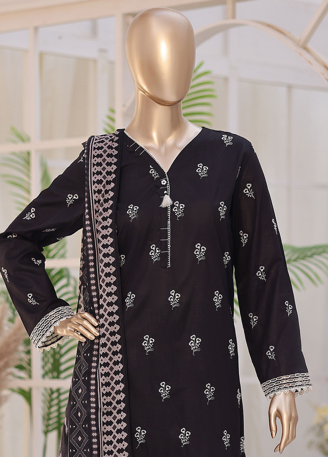 Oriental By HZ Textile Printkari Embroidered Lawn 3 Piece Unstitched Suit HZ26OPEV2 D-OPS-12 Oriental By HZ Textile Printkari Embroidered Lawn 3 Piece Unstitched Suit HZ26OPEV2 D-OPS-12