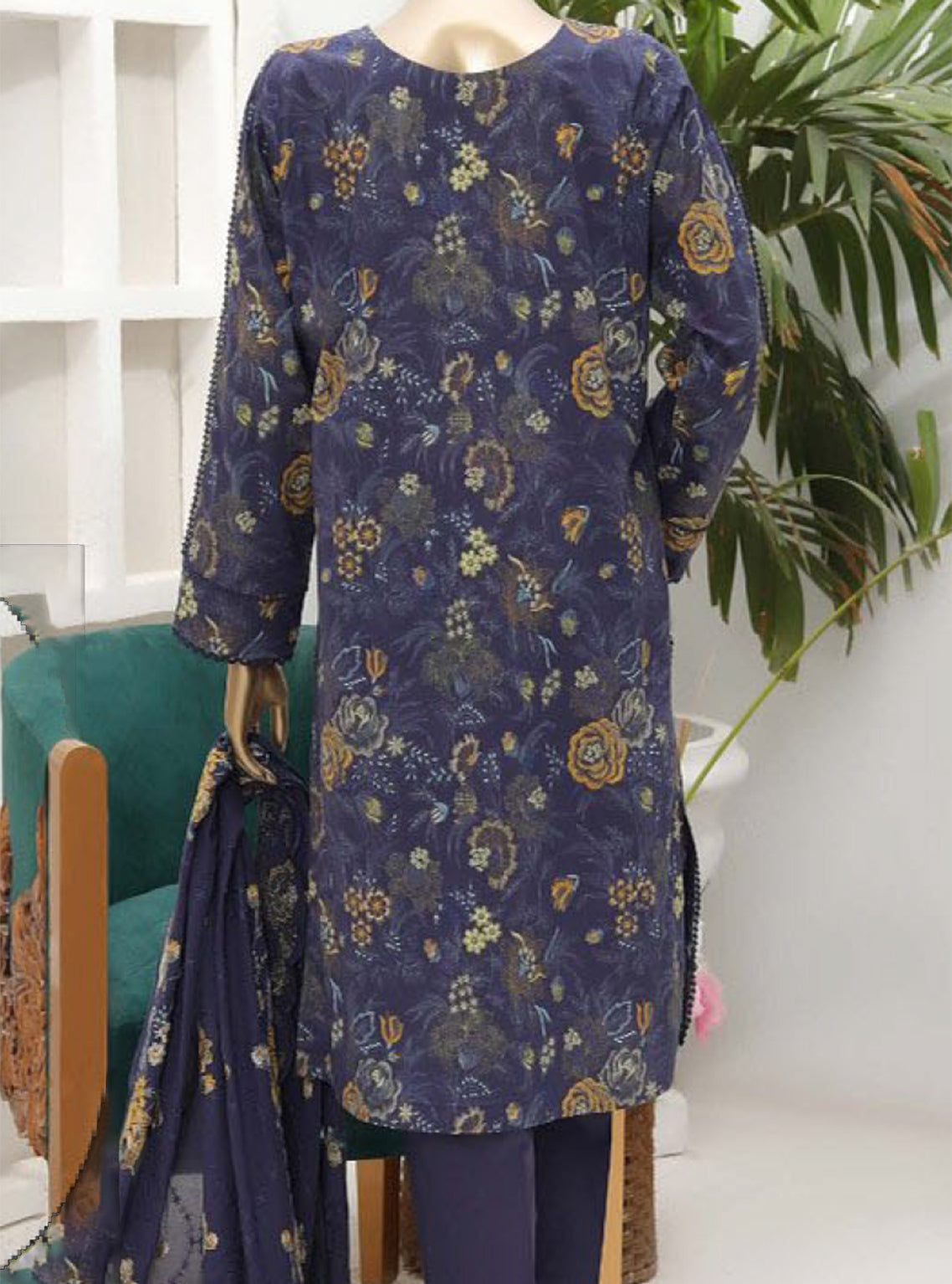 D#46 HZ Premium Dhagakari Lawn Thread Emb Dupatta Collection 923 D#46 HZ Premium Dhagakari Lawn Thread Emb Dupatta Collection 923