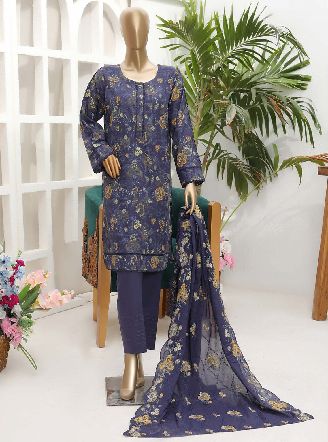 D#46 HZ Premium Dhagakari Lawn Thread Emb Dupatta Collection 923 D#46 HZ Premium Dhagakari Lawn Thread Emb Dupatta Collection 923