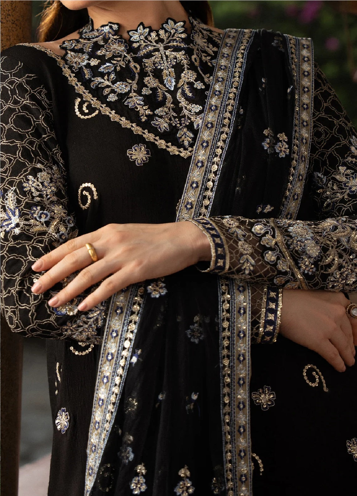 Pehli Nazar By Ayzel Festive Embroidered Raw Silk 3 Piece Unstitched Suit AZL26PNF D-AYZ-0169 GULNAAR Pehli Nazar By Ayzel Festive Embroidered Raw Silk 3 Piece Unstitched Suit AZL26PNF D-AYZ-0169 GULNAAR