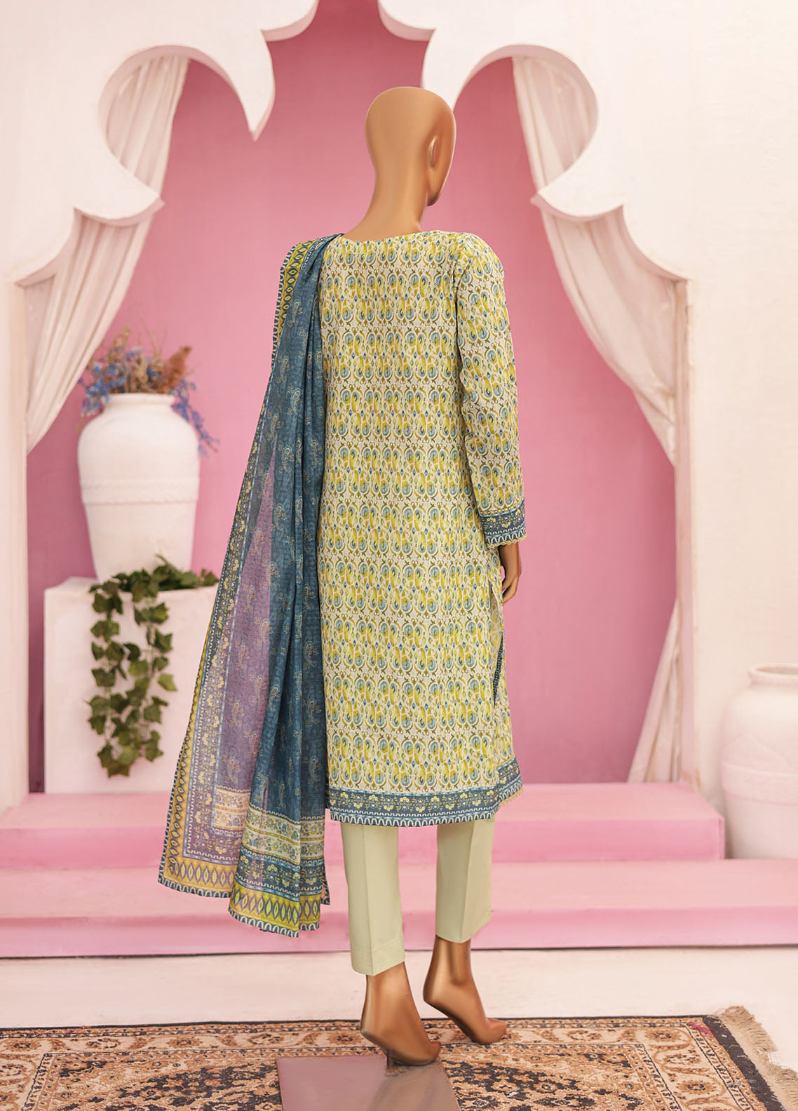 Platinum By HZ Textile Printed Lawn Unstitched 3 Piece Suit - HZ24PL PPC-77 Platinum By HZ Textile Printed Lawn Unstitched 3 Piece Suit - HZ24PL PPC-77