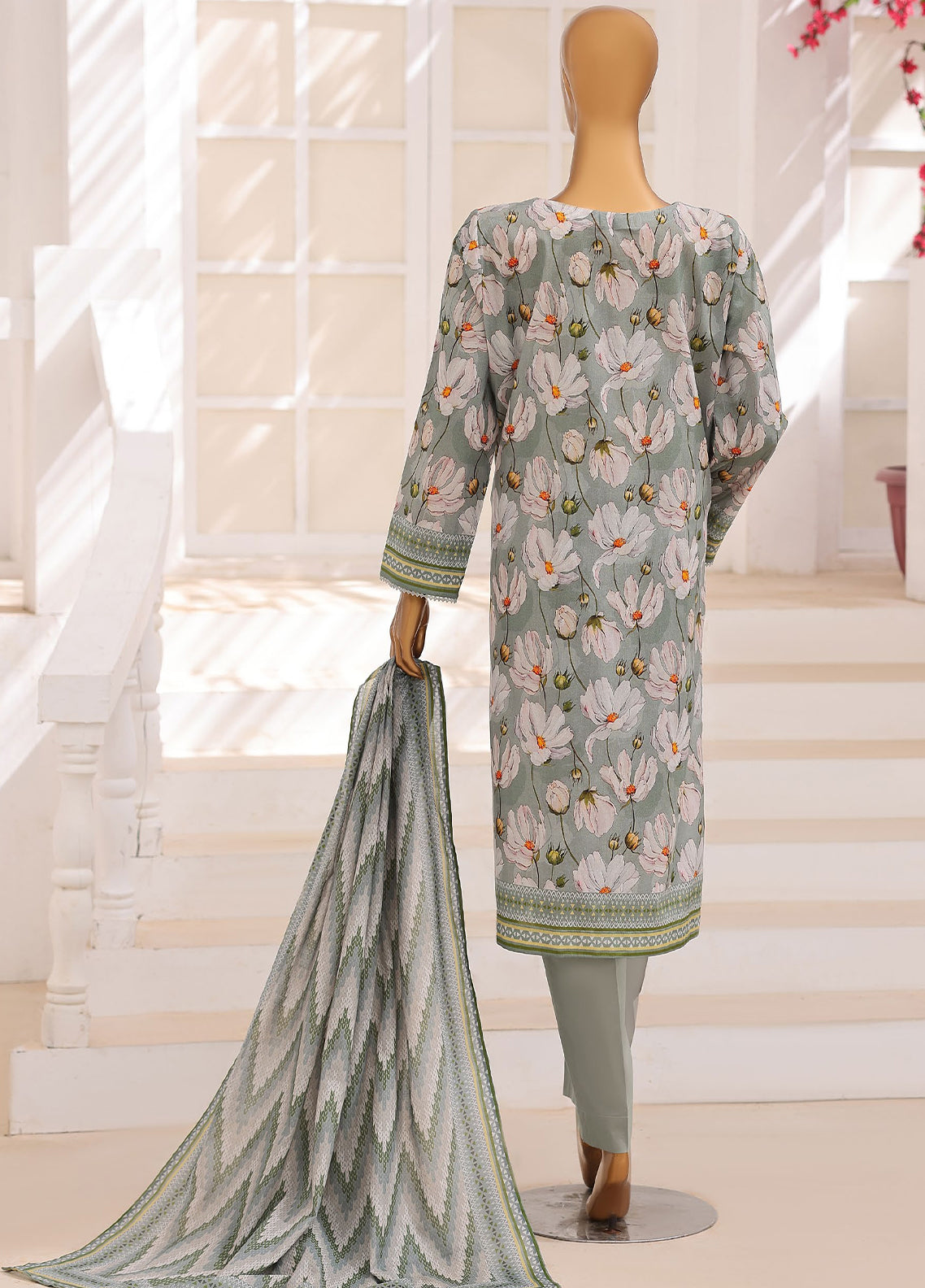 Platinum Floral By HZ Textile Printed Lawn 3 Piece Unstitched Suit HZ26PFP D-3227 Platinum Floral By HZ Textile Printed Lawn 3 Piece Unstitched Suit HZ26PFP D-3227