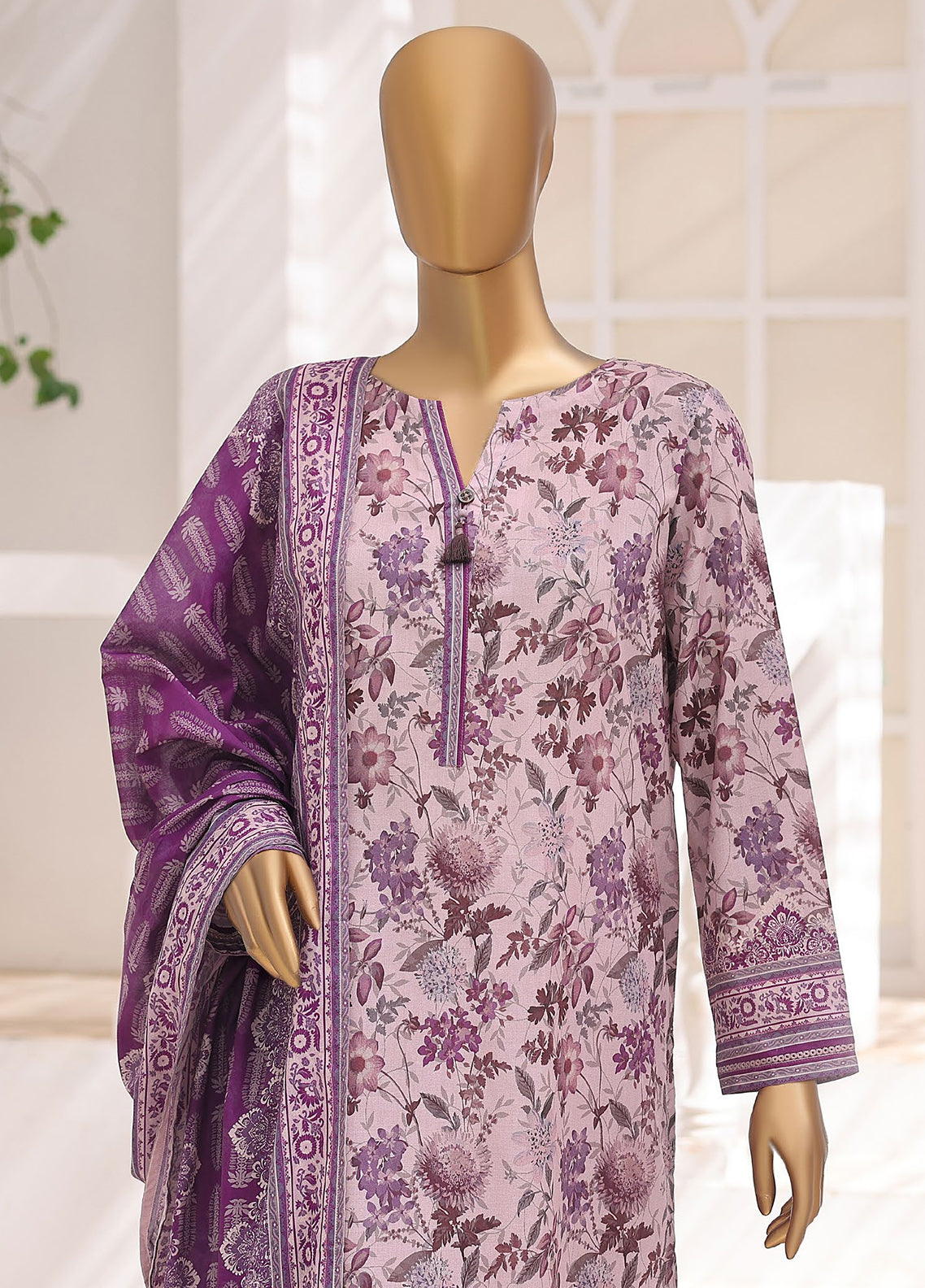 Platinum Floral By HZ Textile Printed Lawn 3 Piece Unstitched Suit HZ26PFP D-3228 Platinum Floral By HZ Textile Printed Lawn 3 Piece Unstitched Suit HZ26PFP D-3228