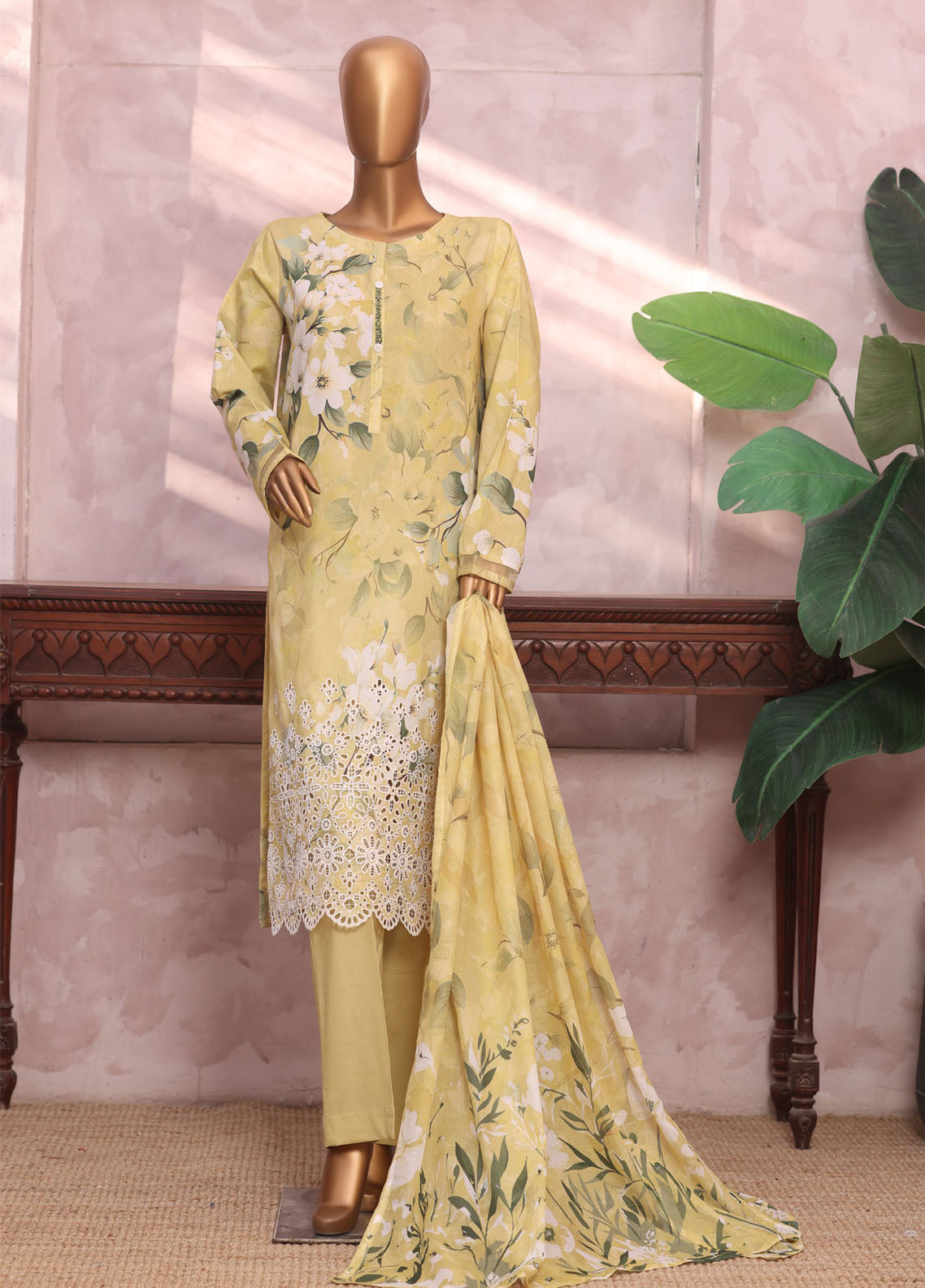 Printkari By HZ Textile Embrodered Lawn 3 Piece Stitched Suit HZ26PD1 D-819 Printkari By HZ Textile Embrodered Lawn 3 Piece Stitched Suit HZ26PD1 D-819