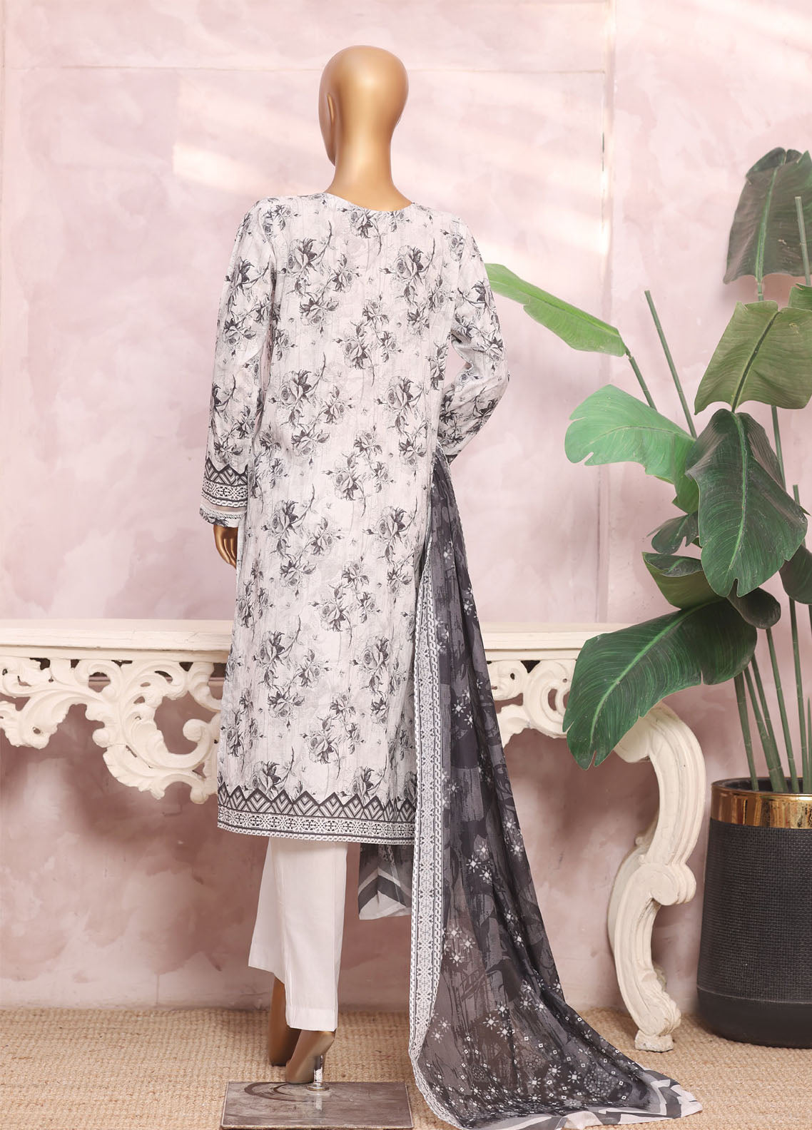Printkari By HZ Textile Embrodered Lawn 3 Piece Stitched Suit HZ26PD1 D-822 Printkari By HZ Textile Embrodered Lawn 3 Piece Stitched Suit HZ26PD1 D-822