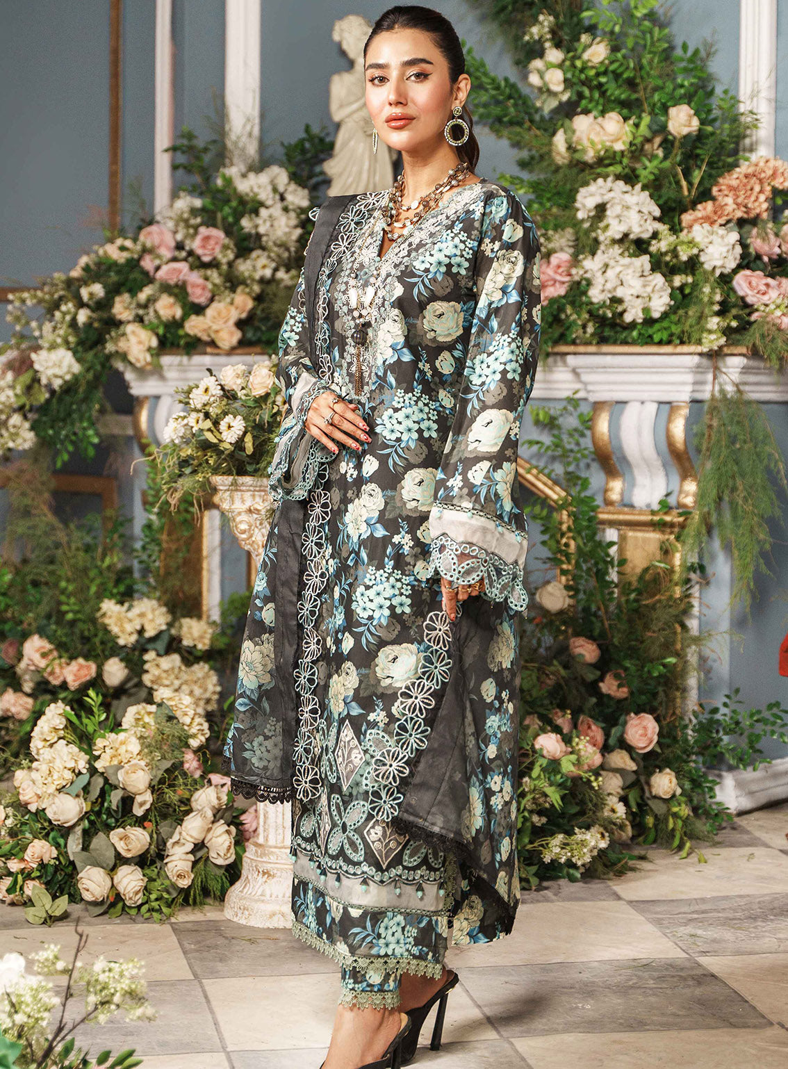 Printkari by Al Zohaib Embroidered Cambric Suits Unstitched 3 Piece - AZ24PCA 08 Printkari by Al Zohaib Embroidered Cambric Suits Unstitched 3 Piece - AZ24PCA 08