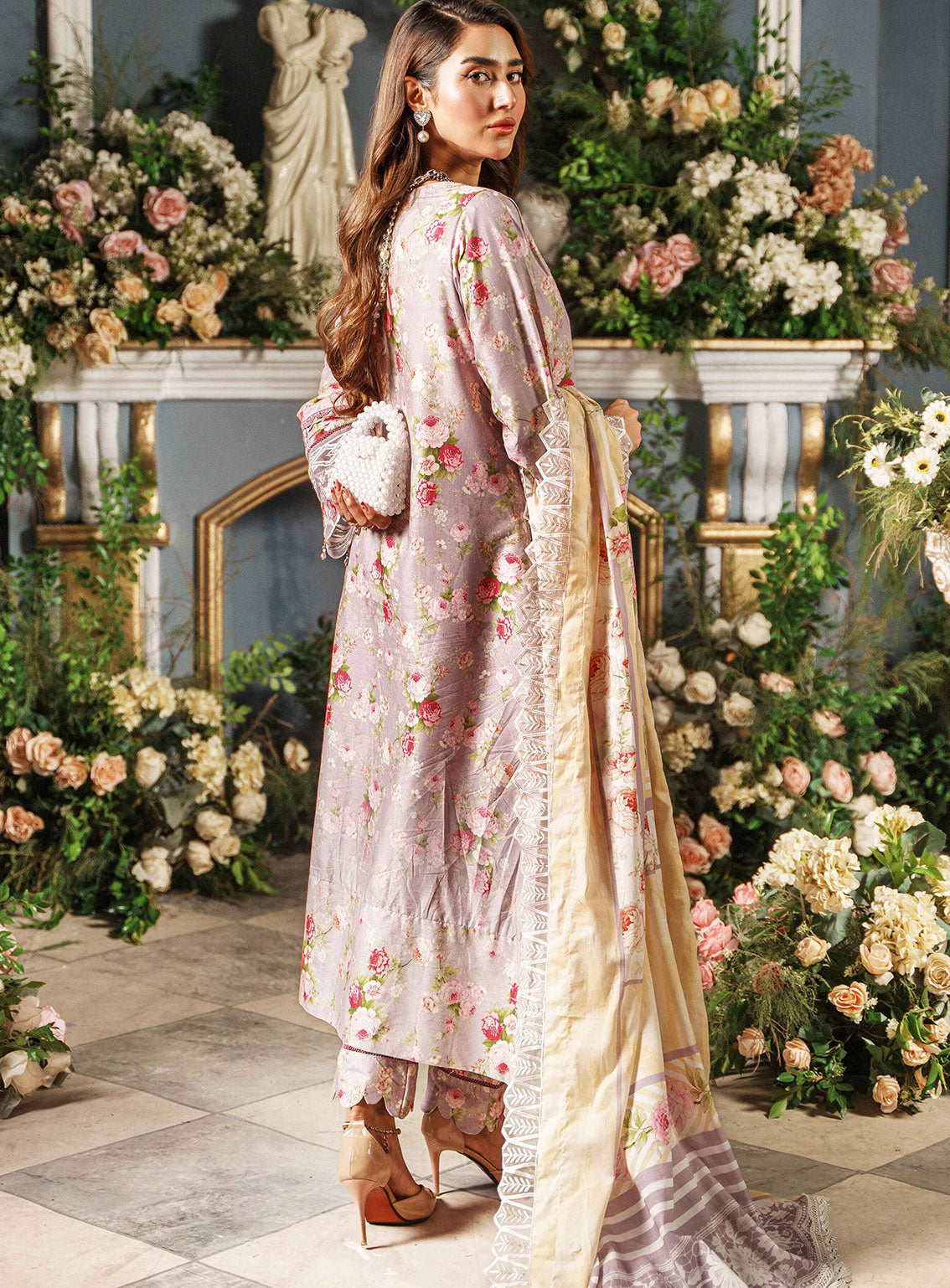 Printkari by Al Zohaib Embroidered Cambric Suits Unstitched 3 Piece - AZ24PCA 09 Printkari by Al Zohaib Embroidered Cambric Suits Unstitched 3 Piece - AZ24PCA 09