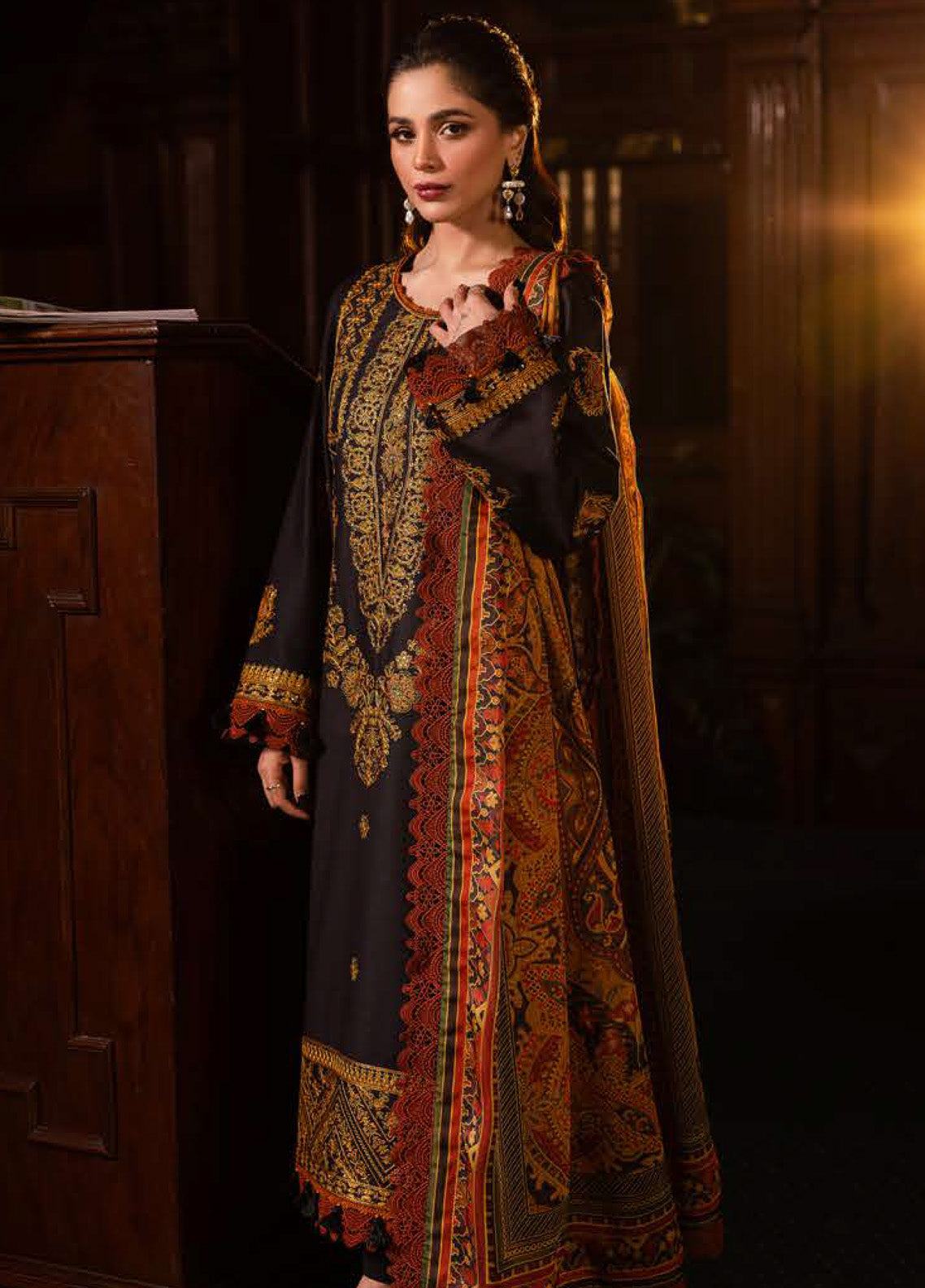 Prints by Asim Jofa Embroidered Dobby Suits Unstitched 3 Piece - AJ25PL5 AJUBJ-12 Prints by Asim Jofa Embroidered Dobby Suits Unstitched 3 Piece - AJ25PL5 AJUBJ-12