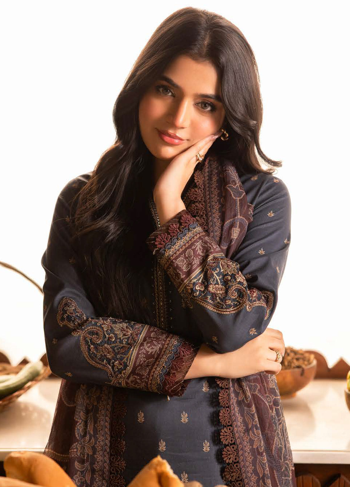 Prints by Asim Jofa Embroidered Lawn Suits Unstitched 3 Piece - AJ25PL5 AJUBJ-04 Prints by Asim Jofa Embroidered Lawn Suits Unstitched 3 Piece - AJ25PL5 AJUBJ-04