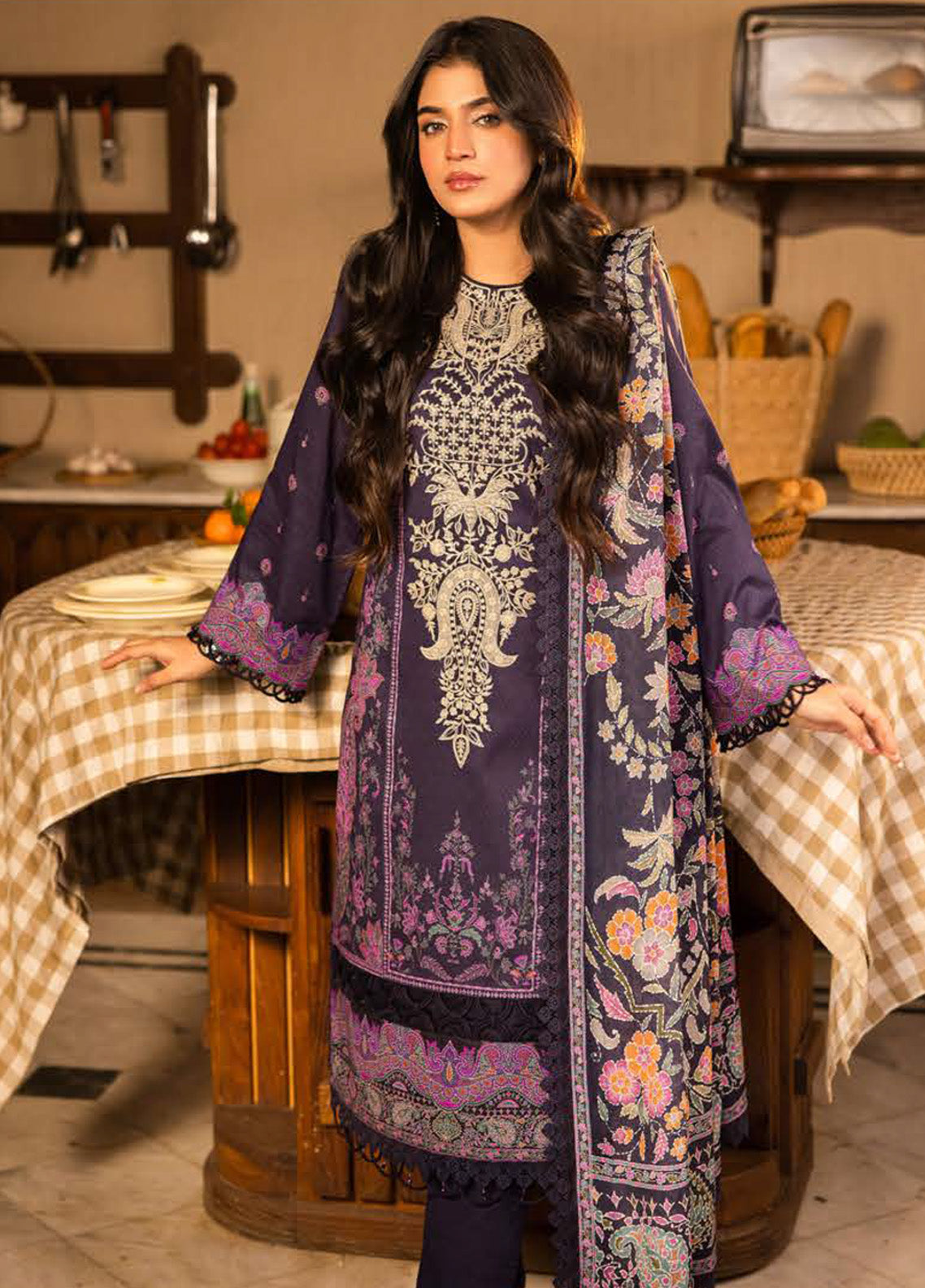 Prints by Asim Jofa Embroidered Lawn Suits Unstitched 3 Piece - AJ25PL6 AJUBJ-07 Prints by Asim Jofa Embroidered Lawn Suits Unstitched 3 Piece - AJ25PL6 AJUBJ-07