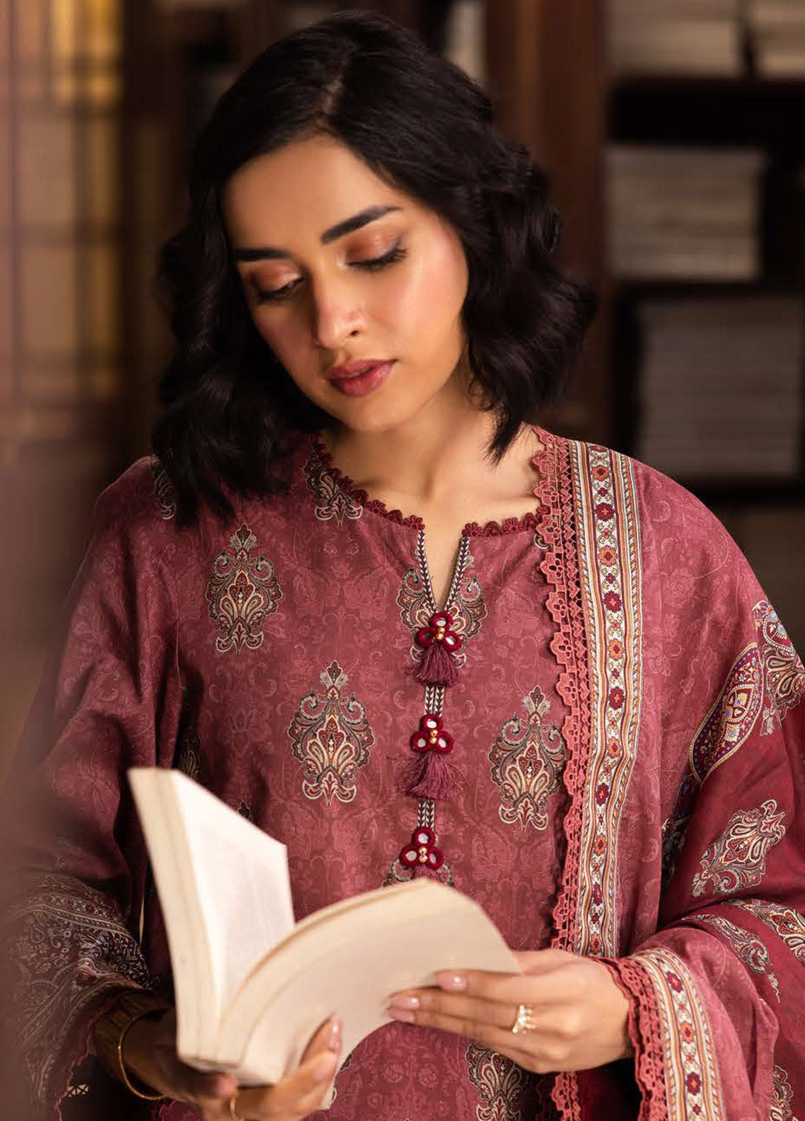 Prints by Asim Jofa Printed Lawn Suits Unstitched 3 Piece - AJ25PL4 AJUBJ-43 Prints by Asim Jofa Printed Lawn Suits Unstitched 3 Piece - AJ25PL4 AJUBJ-43