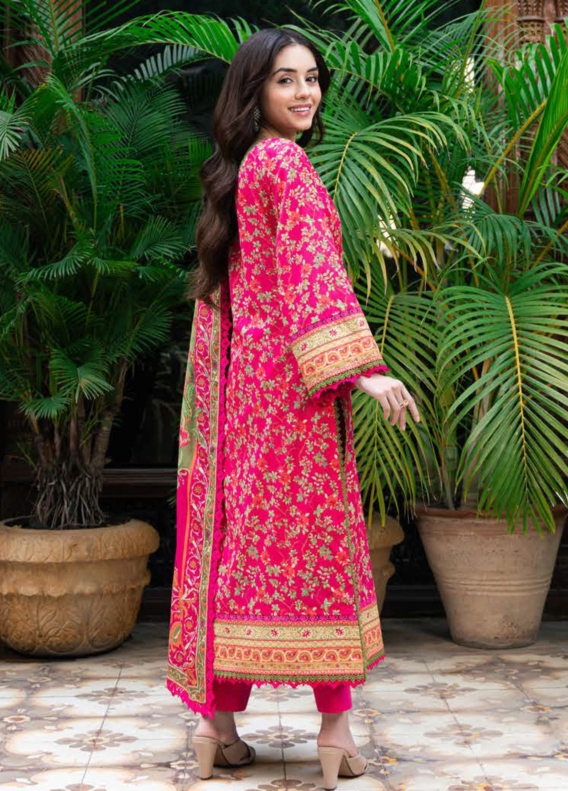 Prints by Asim Jofa Printed Lawn Suits Unstitched 3 Piece - AJ25PL4 AJUUB-24 Prints by Asim Jofa Printed Lawn Suits Unstitched 3 Piece - AJ25PL4 AJUUB-24