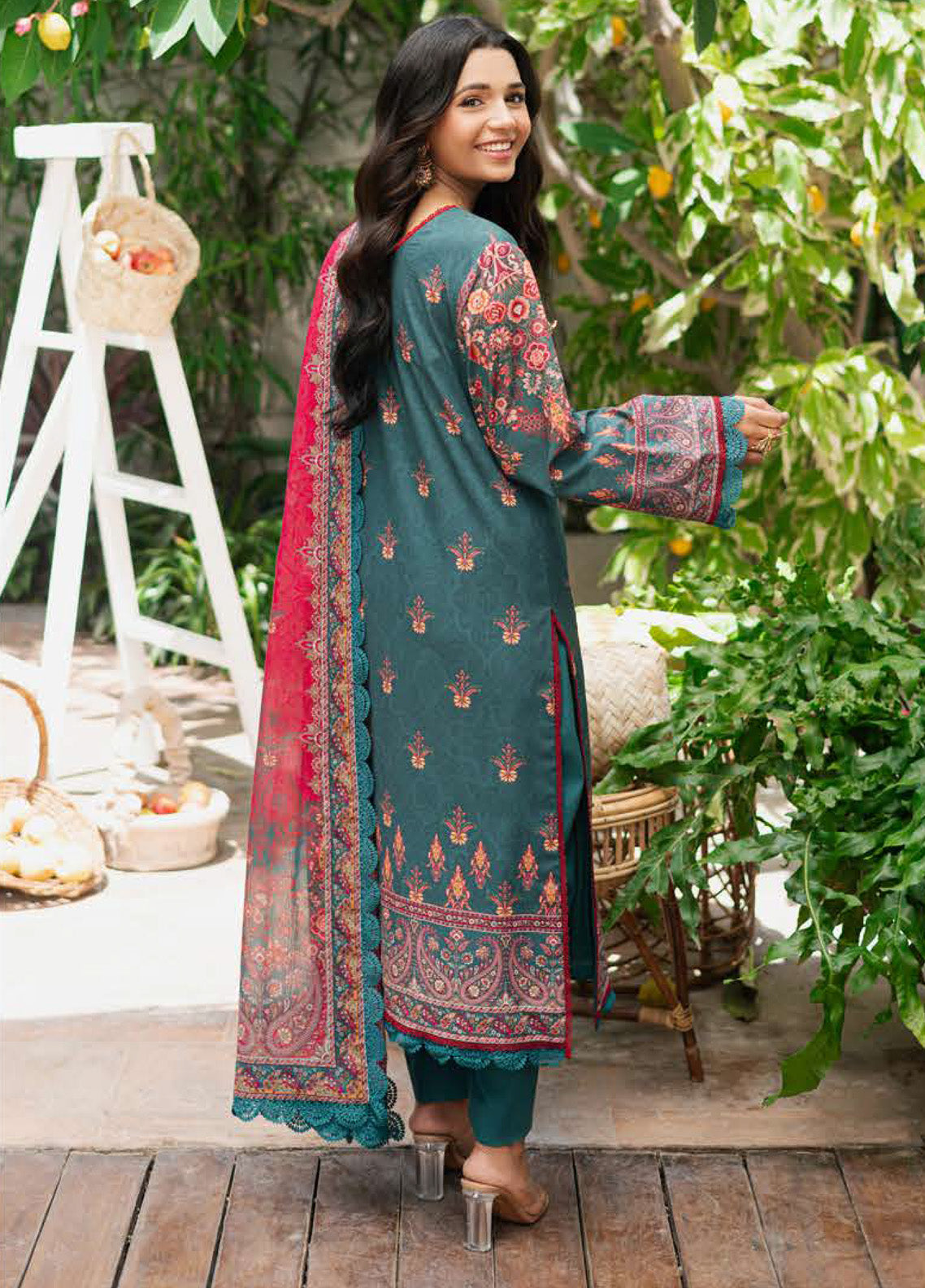 Prints by Asim Jofa Printed Lawn Suits Unstitched 3 Piece - AJ25PL4 AJUUB-26 Prints by Asim Jofa Printed Lawn Suits Unstitched 3 Piece - AJ25PL4 AJUUB-26