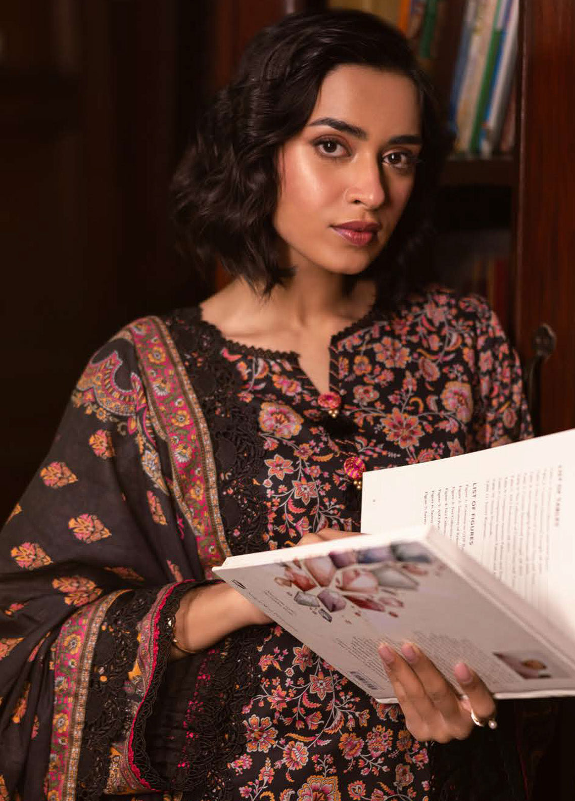 Prints by Asim Jofa Printed Lawn Suits Unstitched 3 Piece - AJ25PL5 AJUBJ-45 Prints by Asim Jofa Printed Lawn Suits Unstitched 3 Piece - AJ25PL5 AJUBJ-45