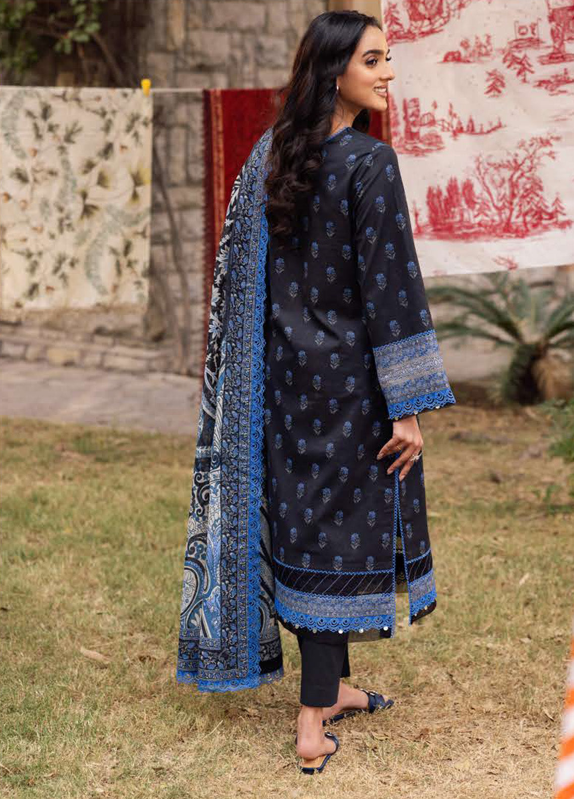 Prints by Asim Jofa Printed Lawn Suits Unstitched 3 Piece - AJ25PL5 AJUBJ-55 Prints by Asim Jofa Printed Lawn Suits Unstitched 3 Piece - AJ25PL5 AJUBJ-55