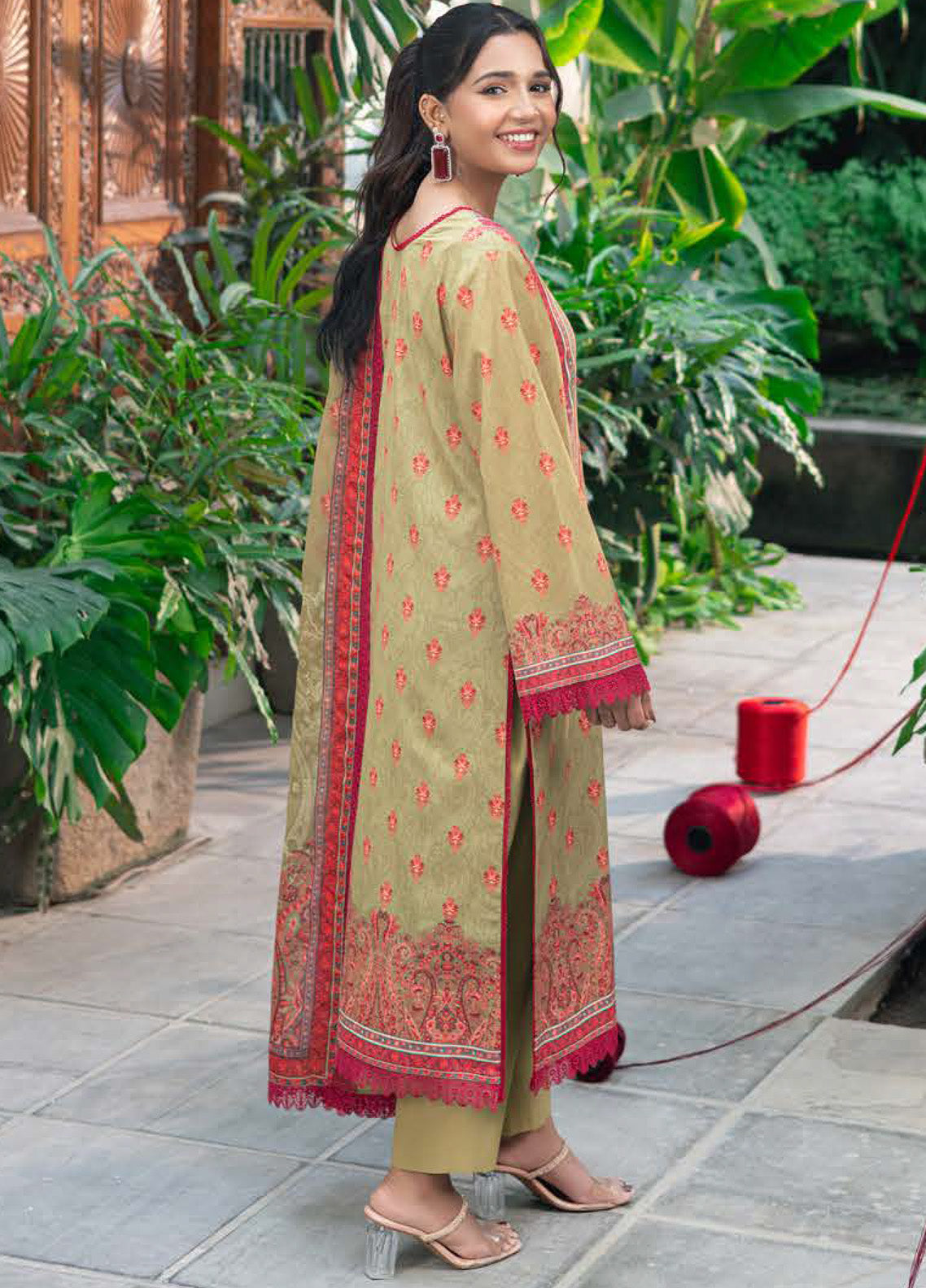 Prints by Asim Jofa Printed Lawn Suits Unstitched 3 Piece - AJ25PL5 AJUUB-28 Prints by Asim Jofa Printed Lawn Suits Unstitched 3 Piece - AJ25PL5 AJUUB-28