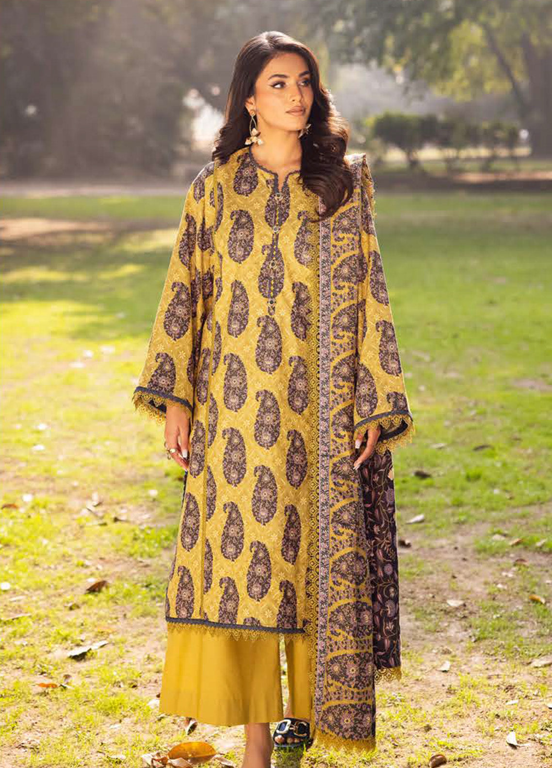 Prints by Asim Jofa Printed Lawn Suits Unstitched 3 Piece - AJ25PL6 AJUBJ-33 Prints by Asim Jofa Printed Lawn Suits Unstitched 3 Piece - AJ25PL6 AJUBJ-33