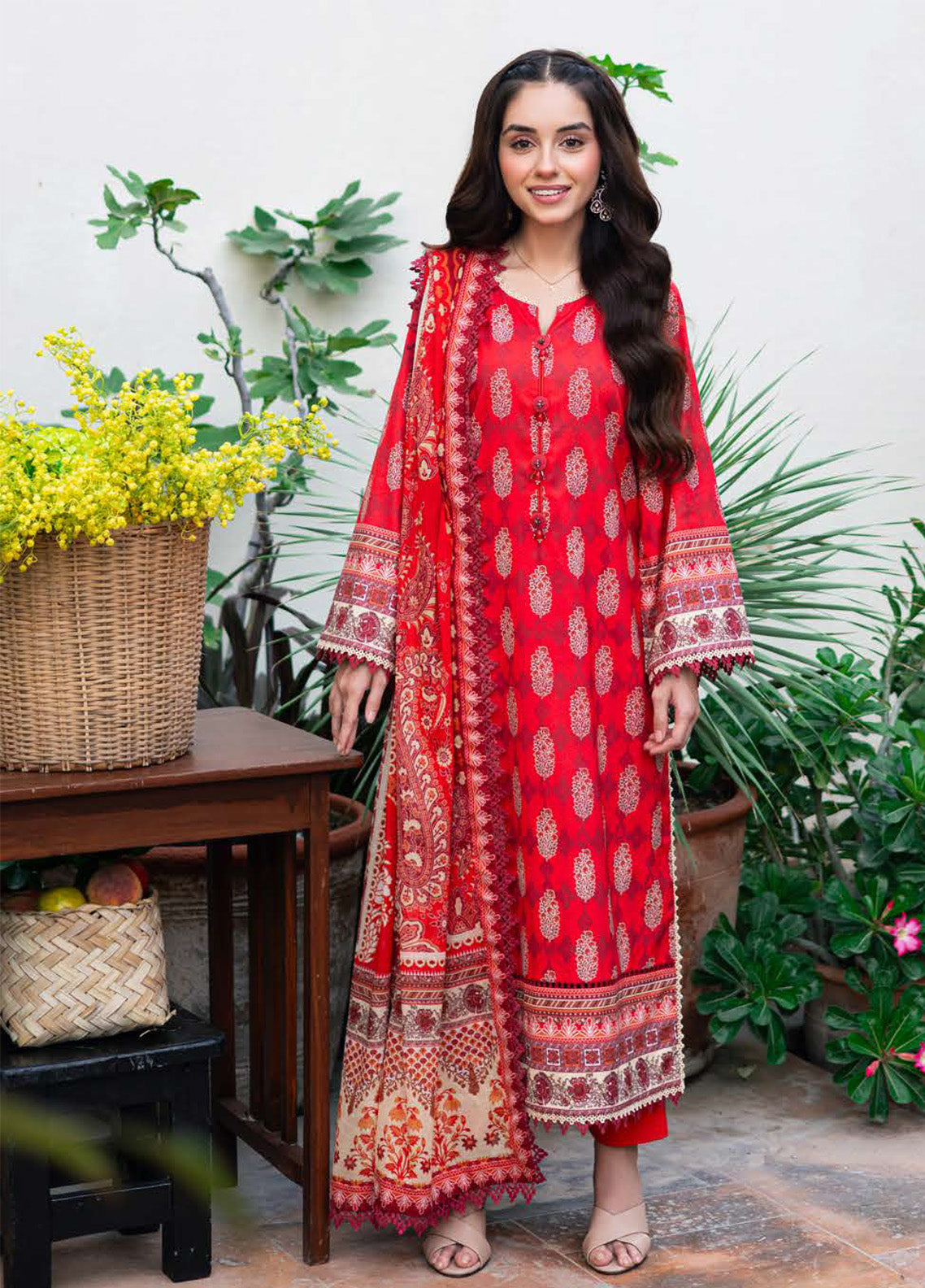 Prints by Asim Jofa Printed Lawn Suits Unstitched 3 Piece - AJ25PL6 AJUUB-35 Prints by Asim Jofa Printed Lawn Suits Unstitched 3 Piece - AJ25PL6 AJUUB-35