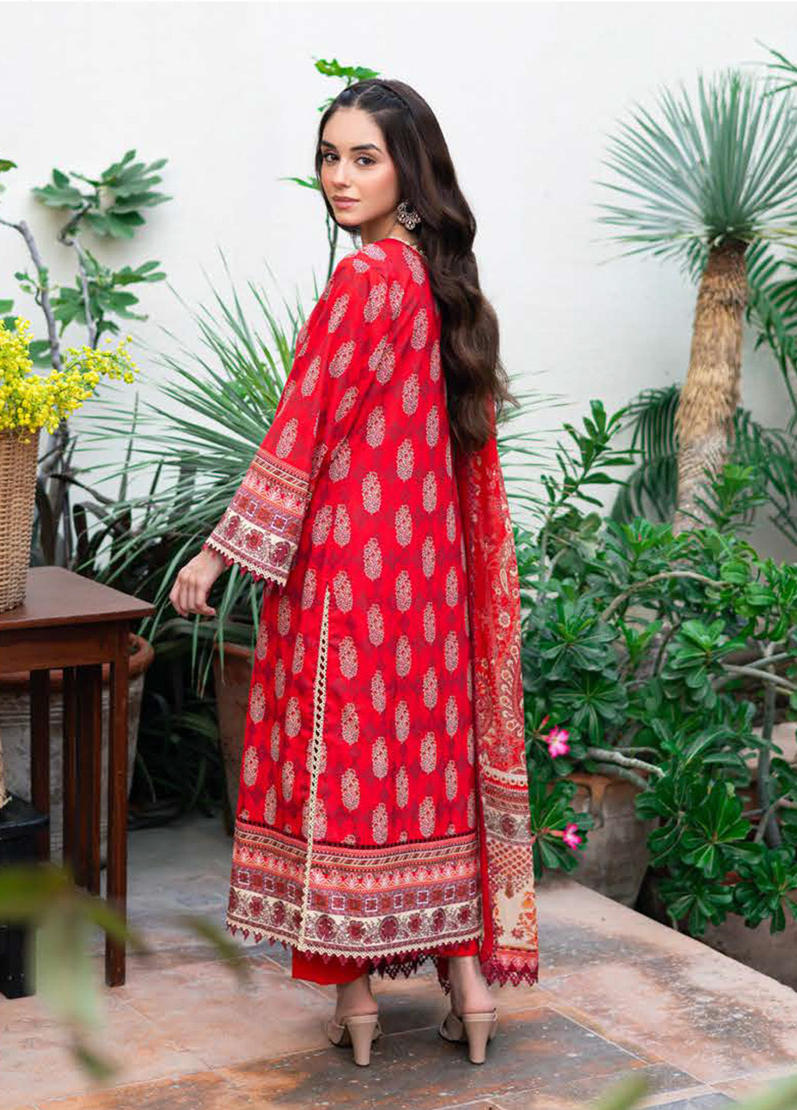 Prints by Asim Jofa Printed Lawn Suits Unstitched 3 Piece - AJ25PL6 AJUUB-35 Prints by Asim Jofa Printed Lawn Suits Unstitched 3 Piece - AJ25PL6 AJUUB-35