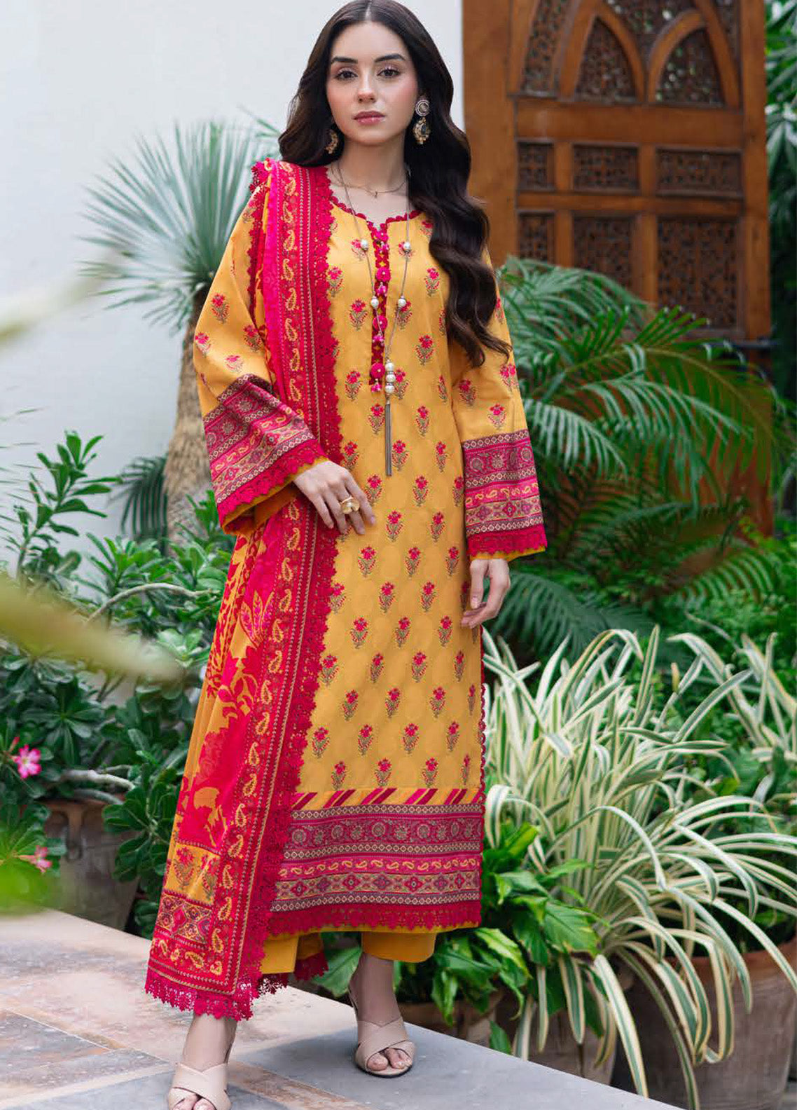 Prints by Asim Jofa Printed Lawn Suits Unstitched 3 Piece - AJ25PL6 AJUUB-36 Prints by Asim Jofa Printed Lawn Suits Unstitched 3 Piece - AJ25PL6 AJUUB-36