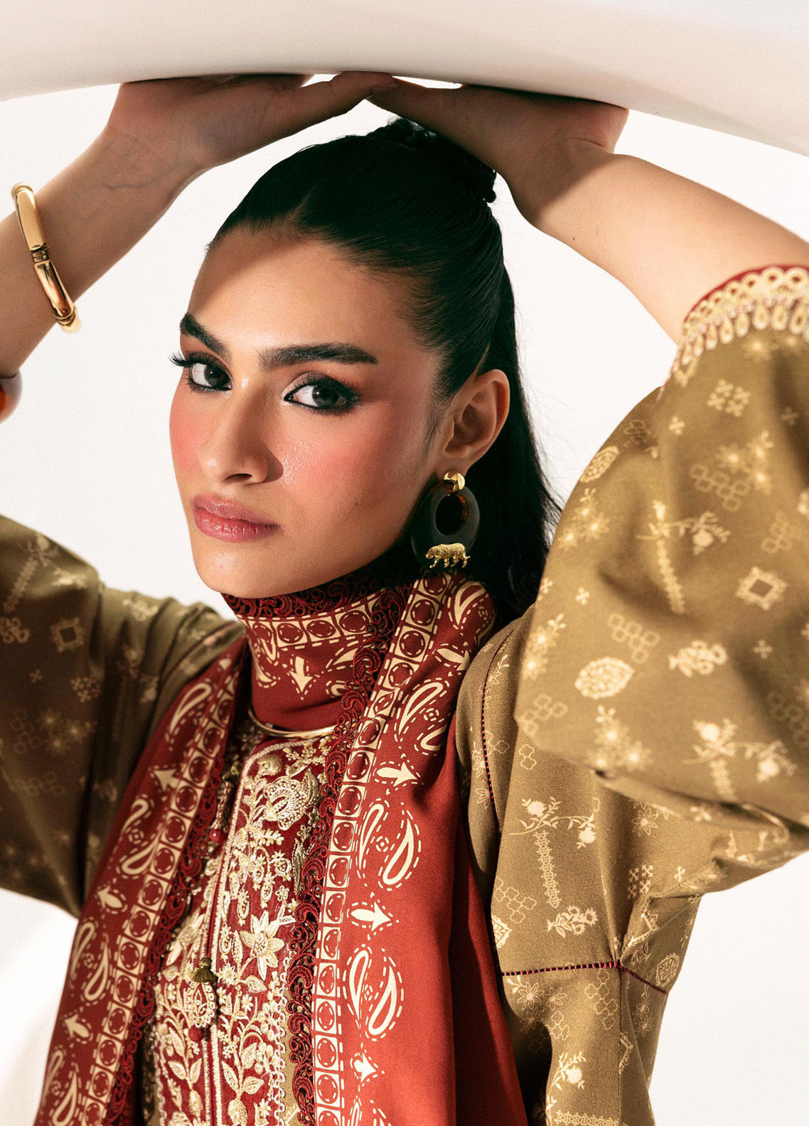 QPrints By Qalamkar Embroidered Slub Linen 3 Piece Unstitched Suit QLM26QW D-10B HAFSA QPrints By Qalamkar Embroidered Slub Linen 3 Piece Unstitched Suit QLM26QW D-10B HAFSA