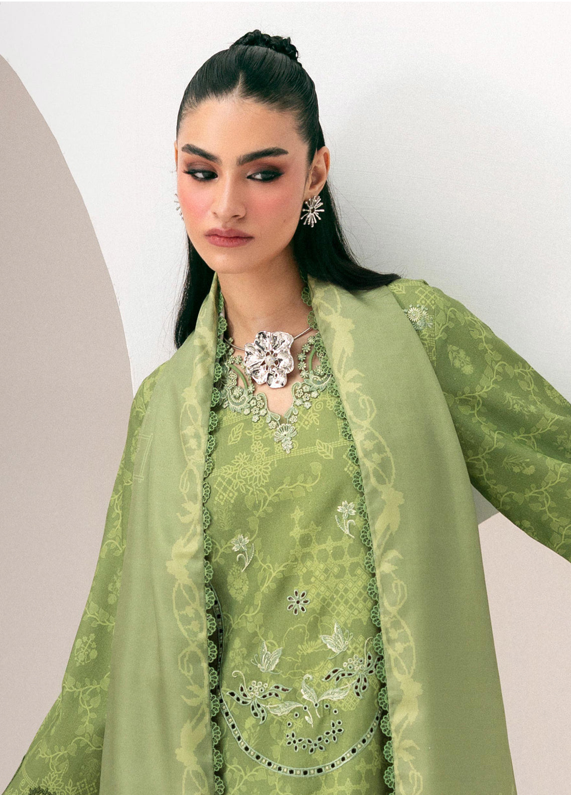 QPrints By Qalamkar Embroidered Slub Linen 3 Piece Unstitched Suit QLM26QW D-3A NAZIA QPrints By Qalamkar Embroidered Slub Linen 3 Piece Unstitched Suit QLM26QW D-3A NAZIA