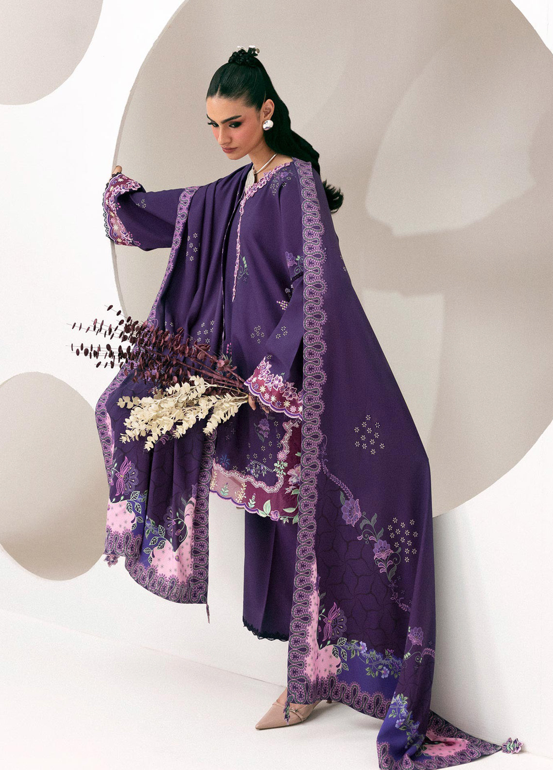 QPrints By Qalamkar Embroidered Slub Linen 3 Piece Unstitched Suit QLM26QW D-9A RAMSHA QPrints By Qalamkar Embroidered Slub Linen 3 Piece Unstitched Suit QLM26QW D-9A RAMSHA