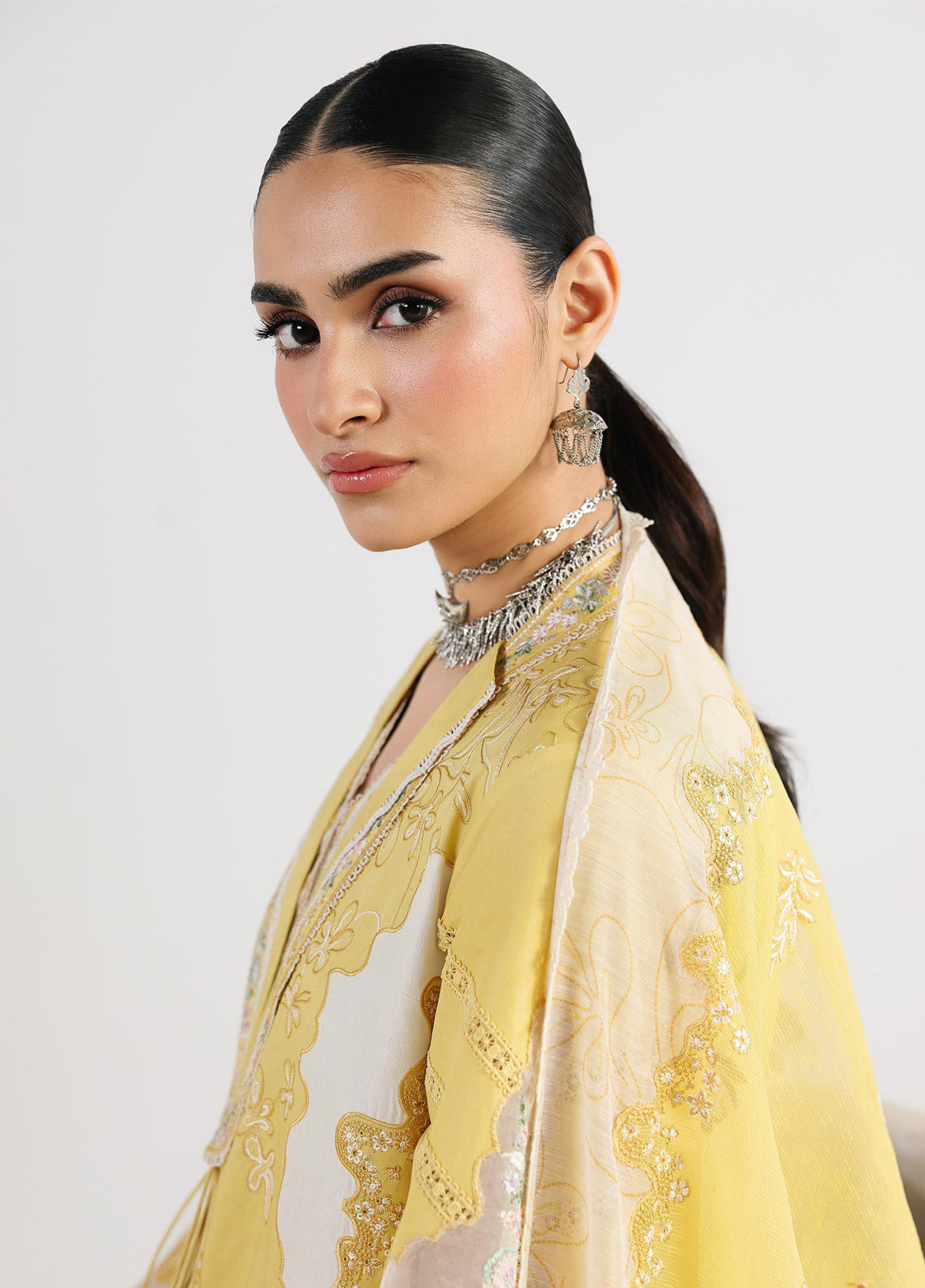 Qalamkar Festive Embroidered Lawn 3 Piece Unstitched Suit QLM26FL D-QFL-05 ZARIA Qalamkar Festive Embroidered Lawn 3 Piece Unstitched Suit QLM26FL D-QFL-05 ZARIA