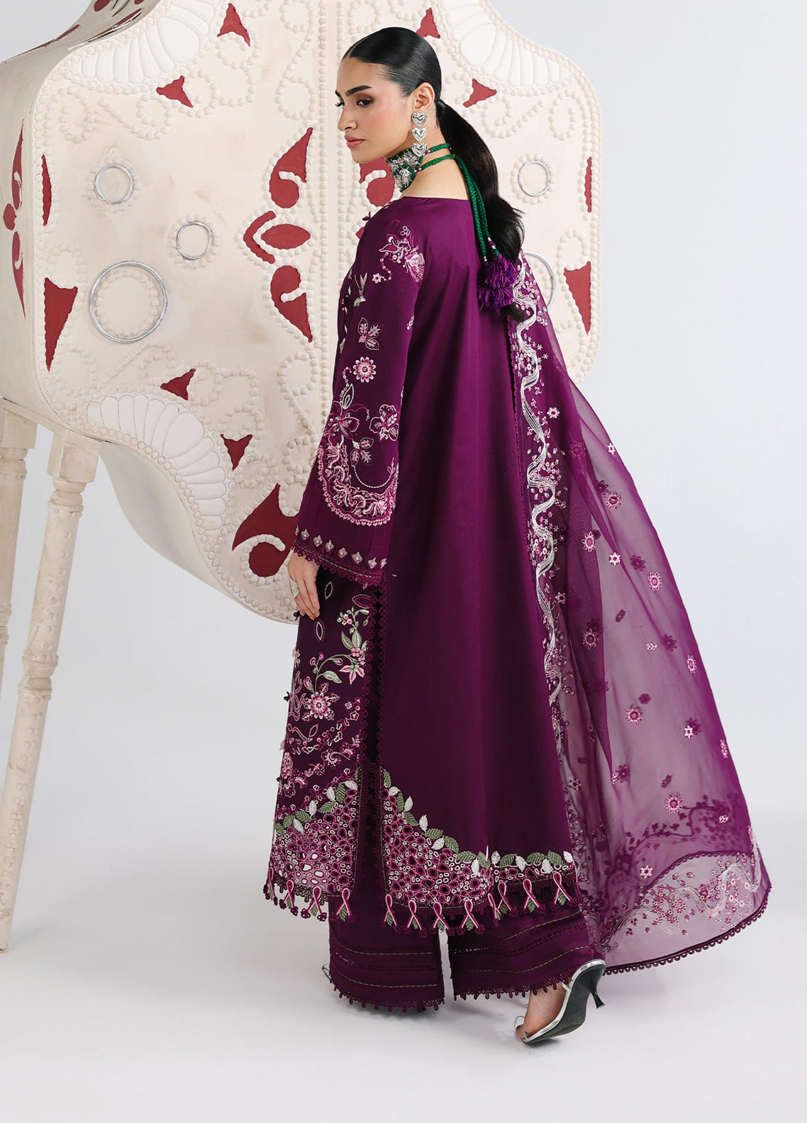 Qalamkar Festive Embroidered Lawn 3 Piece Unstitched Suit QLM26FL D-QFL-10 TRESA Qalamkar Festive Embroidered Lawn 3 Piece Unstitched Suit QLM26FL D-QFL-10 TRESA
