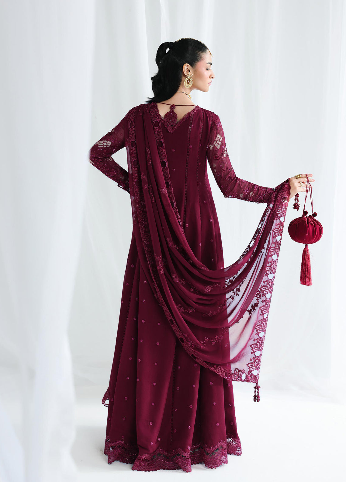 Qalamkar Luxury Embroidered Chiffon 3 Piece Unstitched Suit QLM26C D-QCC-03 WAFA Qalamkar Luxury Embroidered Chiffon 3 Piece Unstitched Suit QLM26C D-QCC-03 WAFA