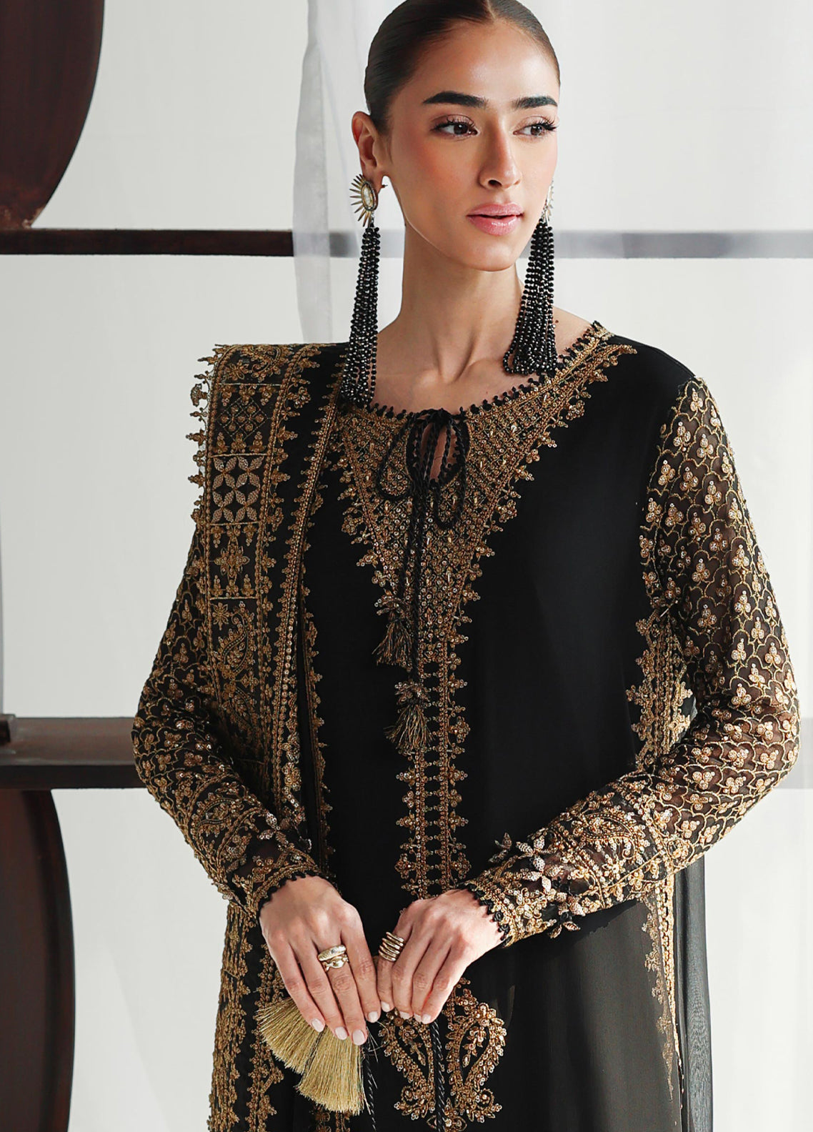 Qalamkar Luxury Embroidered Chiffon 3 Piece Unstitched Suit QLM26C D-QCC-06 WALIYA Qalamkar Luxury Embroidered Chiffon 3 Piece Unstitched Suit QLM26C D-QCC-06 WALIYA