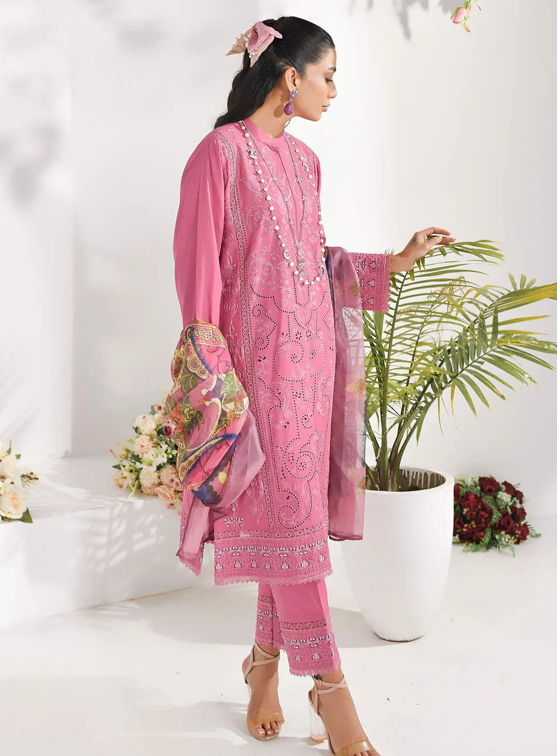 Qasr-e-Zebaish By Addee Embroidered Lawn Suits Stitched 3 Piece - AD24QZ SM-032 Qasr-e-Zebaish By Addee Embroidered Lawn Suits Stitched 3 Piece - AD24QZ SM-032