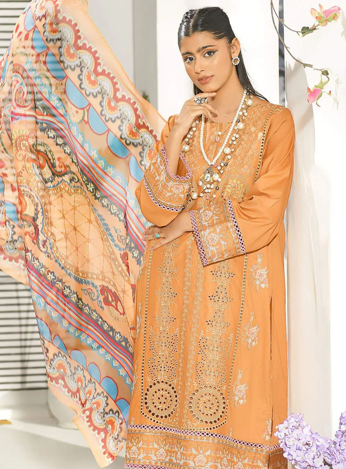 Qasr-e-Zebaish By Addee Embroidered Lawn Suits Stitched 3 Piece - AD24QZ SM-033 Qasr-e-Zebaish By Addee Embroidered Lawn Suits Stitched 3 Piece - AD24QZ SM-033