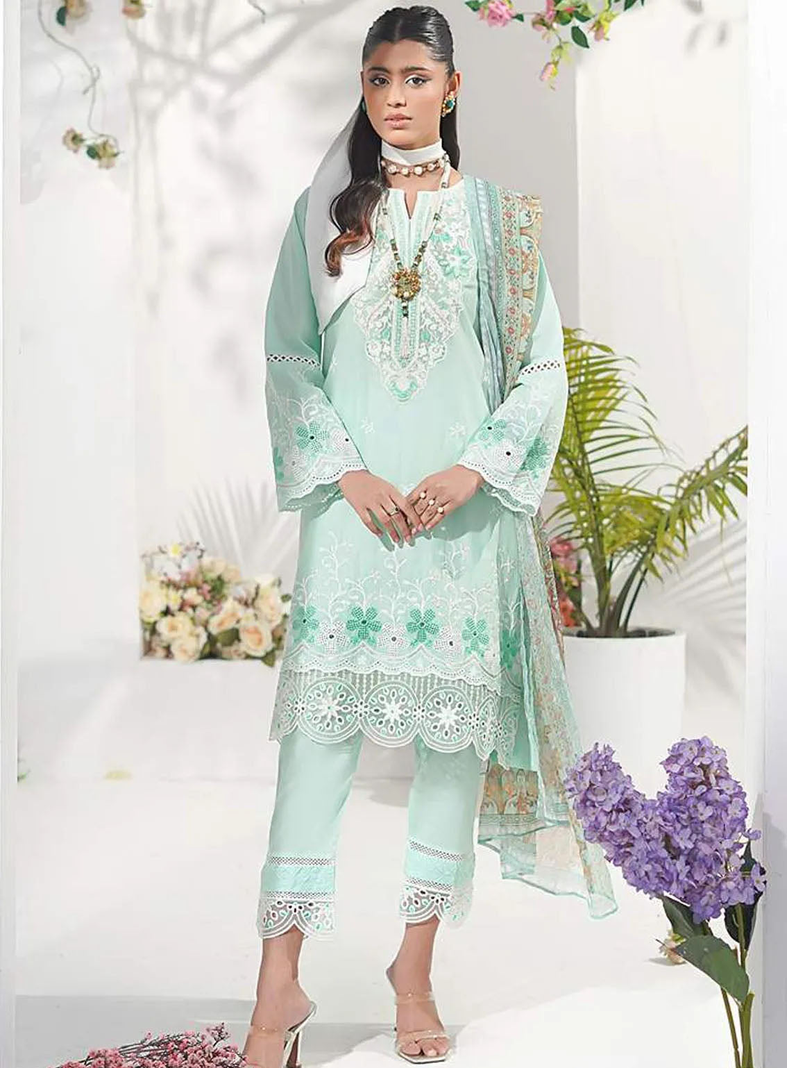 Qasr-e-Zebaish By Addee Embroidered Lawn Suits Stitched 3 Piece - AD24QZ SM-034 Qasr-e-Zebaish By Addee Embroidered Lawn Suits Stitched 3 Piece - AD24QZ SM-034