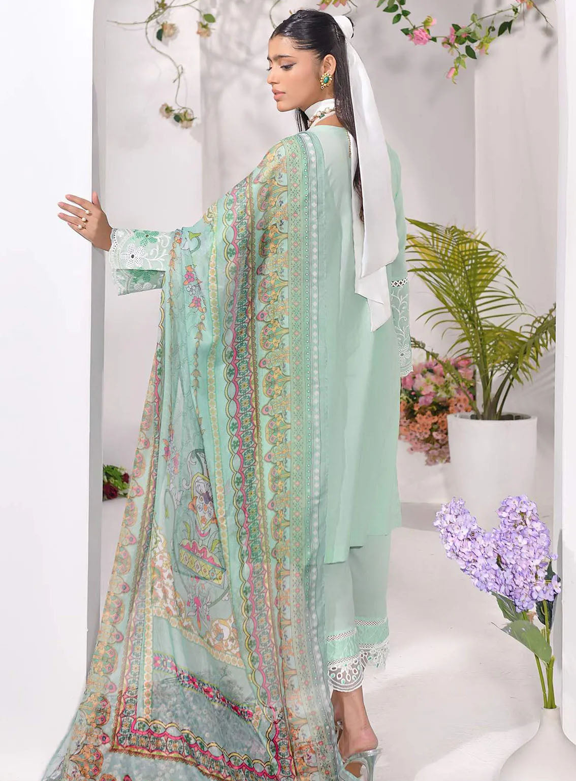 Qasr-e-Zebaish By Addee Embroidered Lawn Suits Stitched 3 Piece - AD24QZ SM-034 Qasr-e-Zebaish By Addee Embroidered Lawn Suits Stitched 3 Piece - AD24QZ SM-034