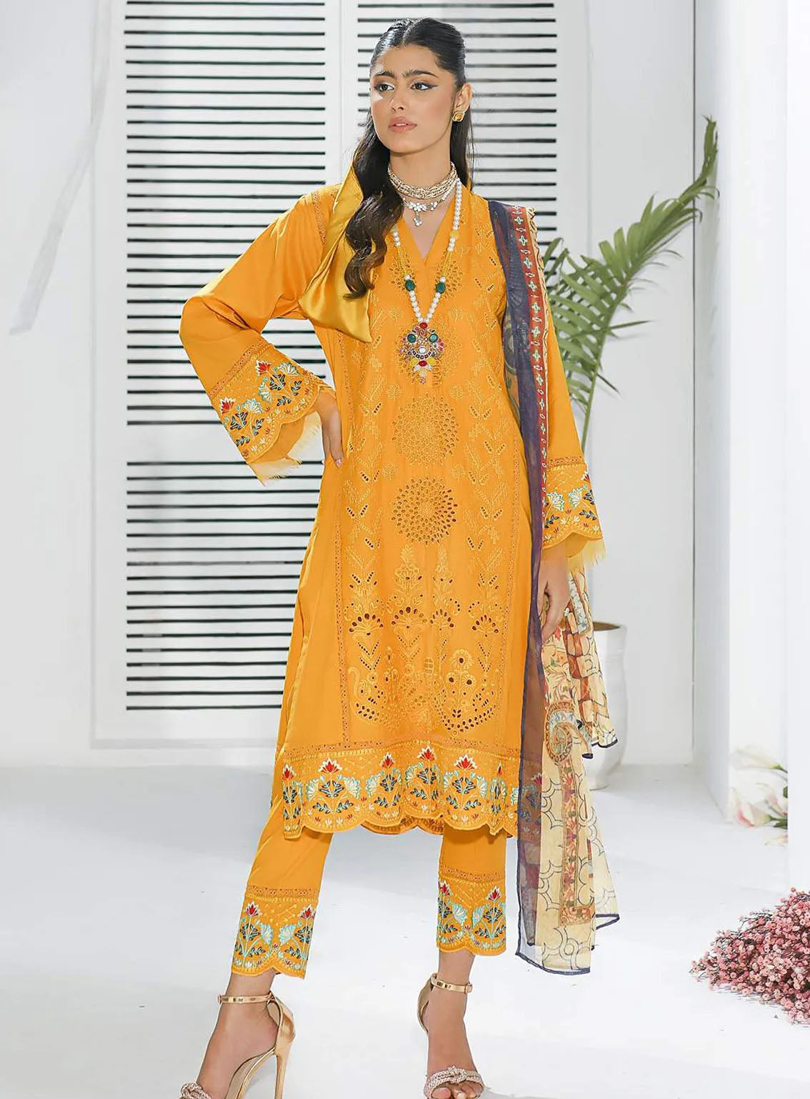 Qasr-e-Zebaish By Addee Embroidered Lawn Suits Stitched 3 Piece - AD24QZ SM-036 Qasr-e-Zebaish By Addee Embroidered Lawn Suits Stitched 3 Piece - AD24QZ SM-036