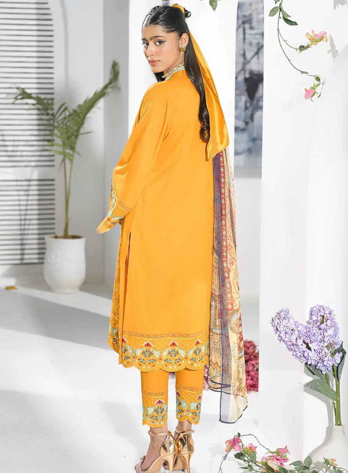 Qasr-e-Zebaish By Addee Embroidered Lawn Suits Stitched 3 Piece - AD24QZ SM-036 Qasr-e-Zebaish By Addee Embroidered Lawn Suits Stitched 3 Piece - AD24QZ SM-036