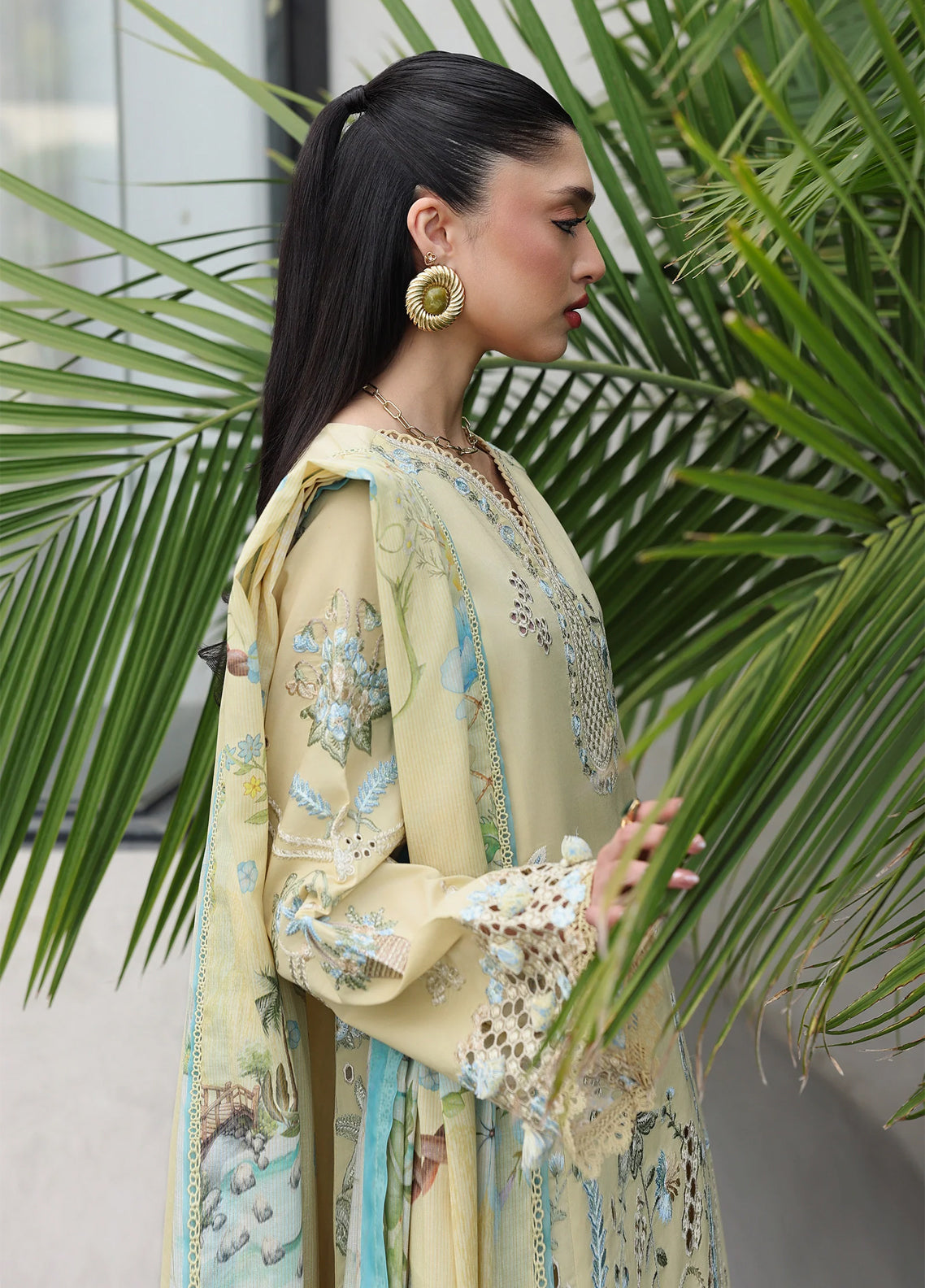 Qline By Qalamkar Embroidered Lawn 3 Piece Unstitched Suit QLM26QLL D-QKL-11 MEIRA Qline By Qalamkar Embroidered Lawn 3 Piece Unstitched Suit QLM26QLL D-QKL-11 MEIRA