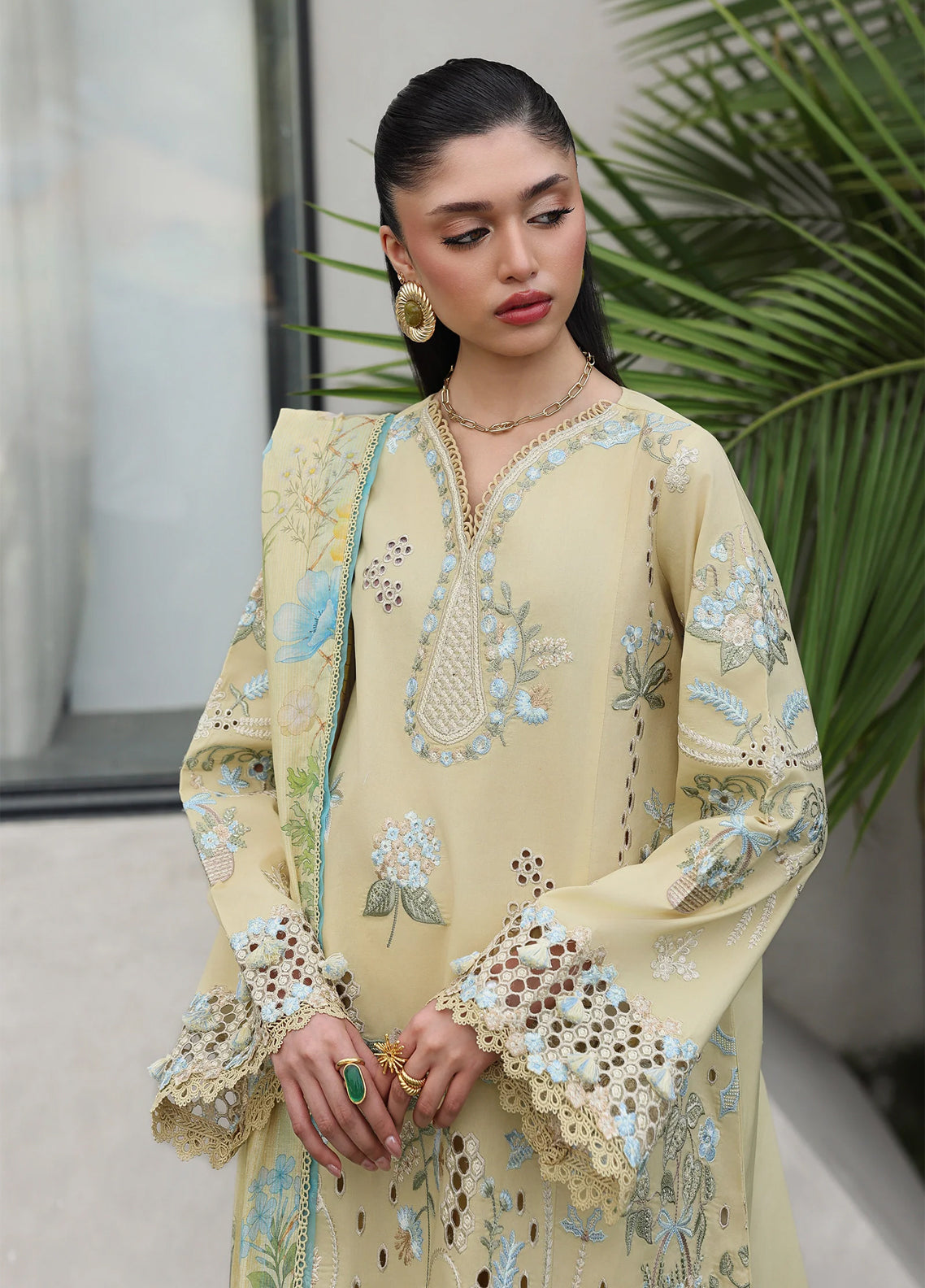 Qline By Qalamkar Embroidered Lawn 3 Piece Unstitched Suit QLM26QLL D-QKL-11 MEIRA Qline By Qalamkar Embroidered Lawn 3 Piece Unstitched Suit QLM26QLL D-QKL-11 MEIRA