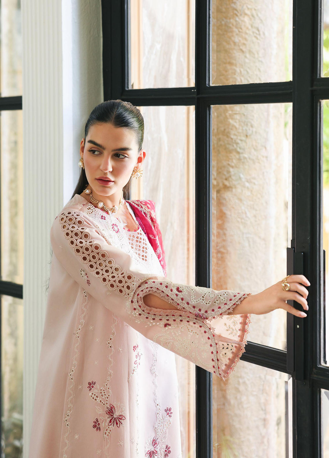 Qline by Qalamkar Embroidered Chikankari Lawn 3 Piece Unstitched Suit QLM26QL RP-09 REYNA Qline by Qalamkar Embroidered Chikankari Lawn 3 Piece Unstitched Suit QLM26QL RP-09 REYNA
