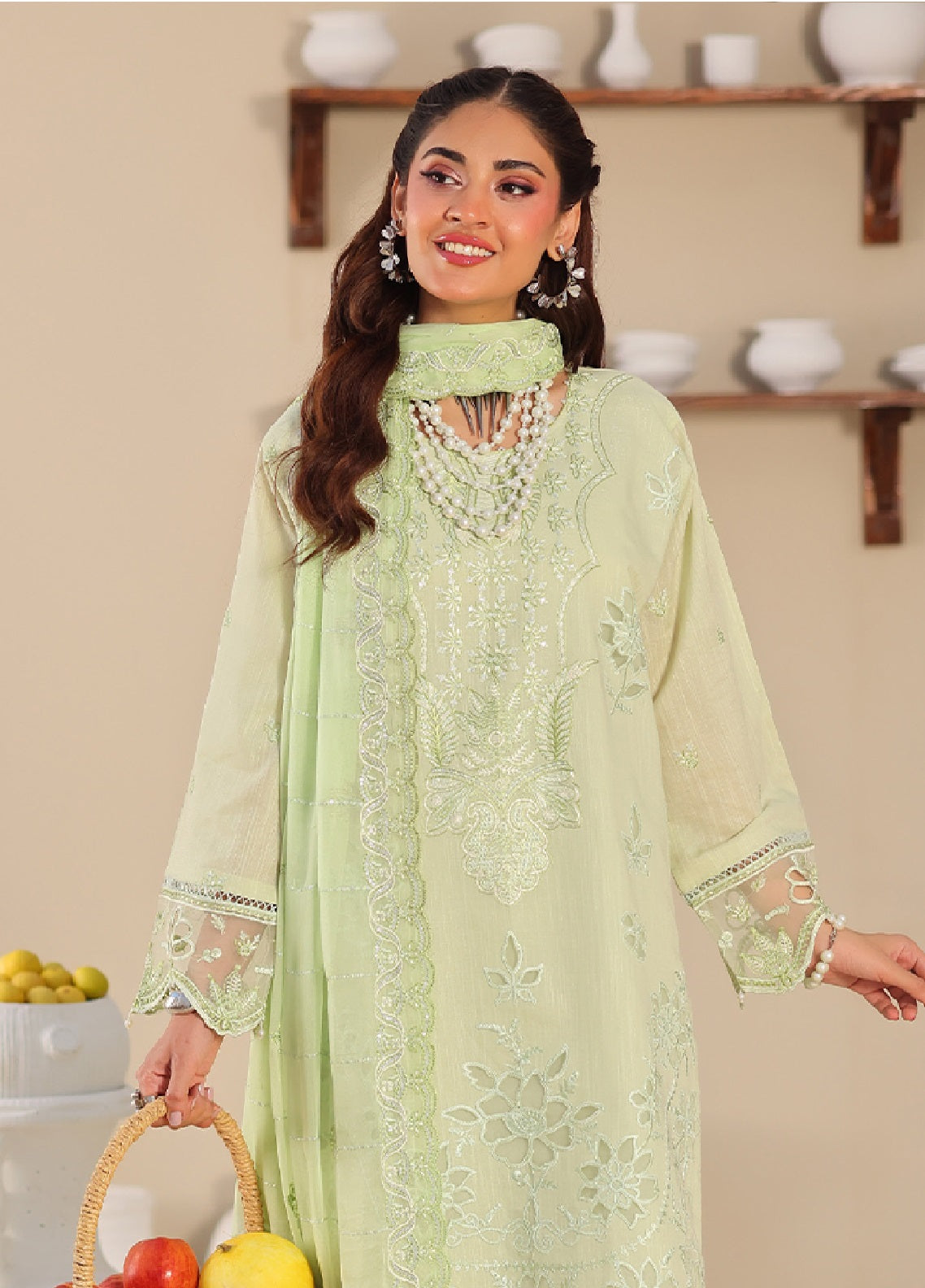 Queen Of Hearts By Schick Embroidered Lawn 3 Piece Unstitched Suit SDH26QOH D-07 Queen Of Hearts By Schick Embroidered Lawn 3 Piece Unstitched Suit SDH26QOH D-07