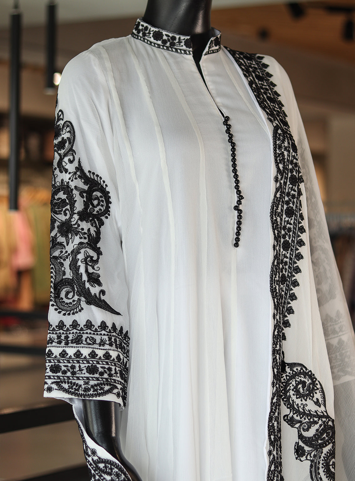 Raad Luxury Embroidered Chiffon 3 Piece Stitched Suit RD24LEF RA-07 WH Raad Luxury Embroidered Chiffon 3 Piece Stitched Suit RD24LEF RA-07 WH