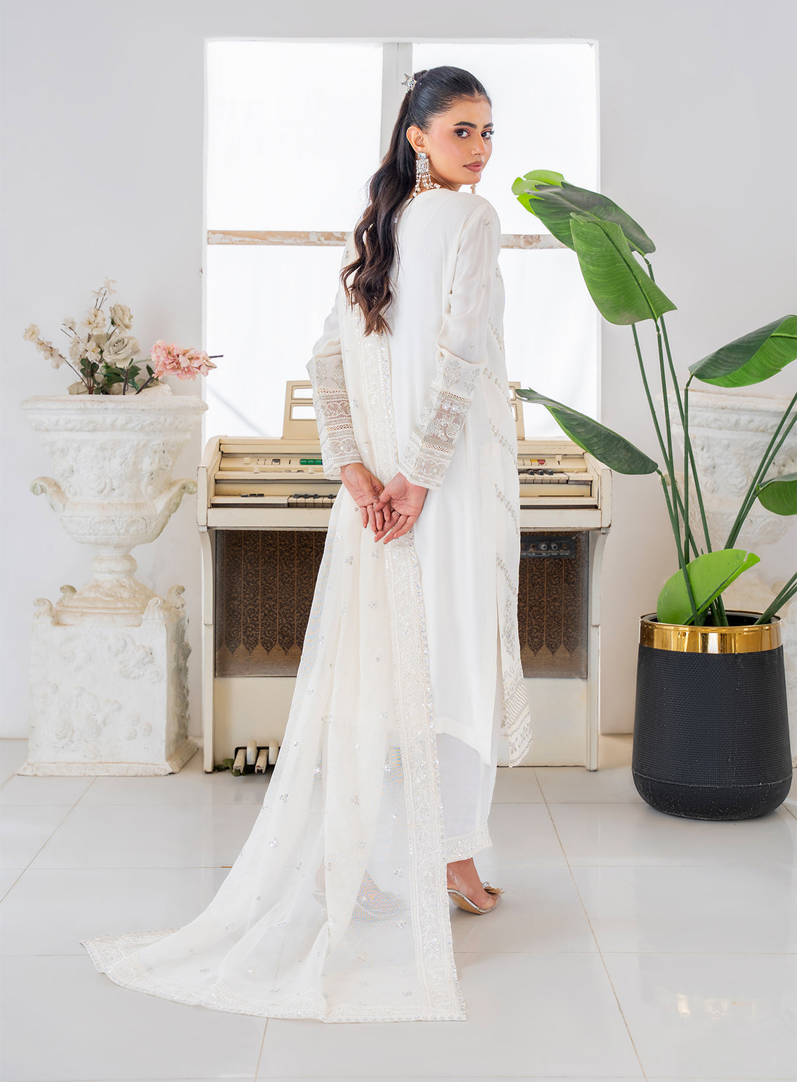 Raad Luxury Embroidered Raw Silk 3 Piece Stitched Suit RD24LEF RA-18 IY PAKIZA Raad Luxury Embroidered Raw Silk 3 Piece Stitched Suit RD24LEF RA-18 IY PAKIZA