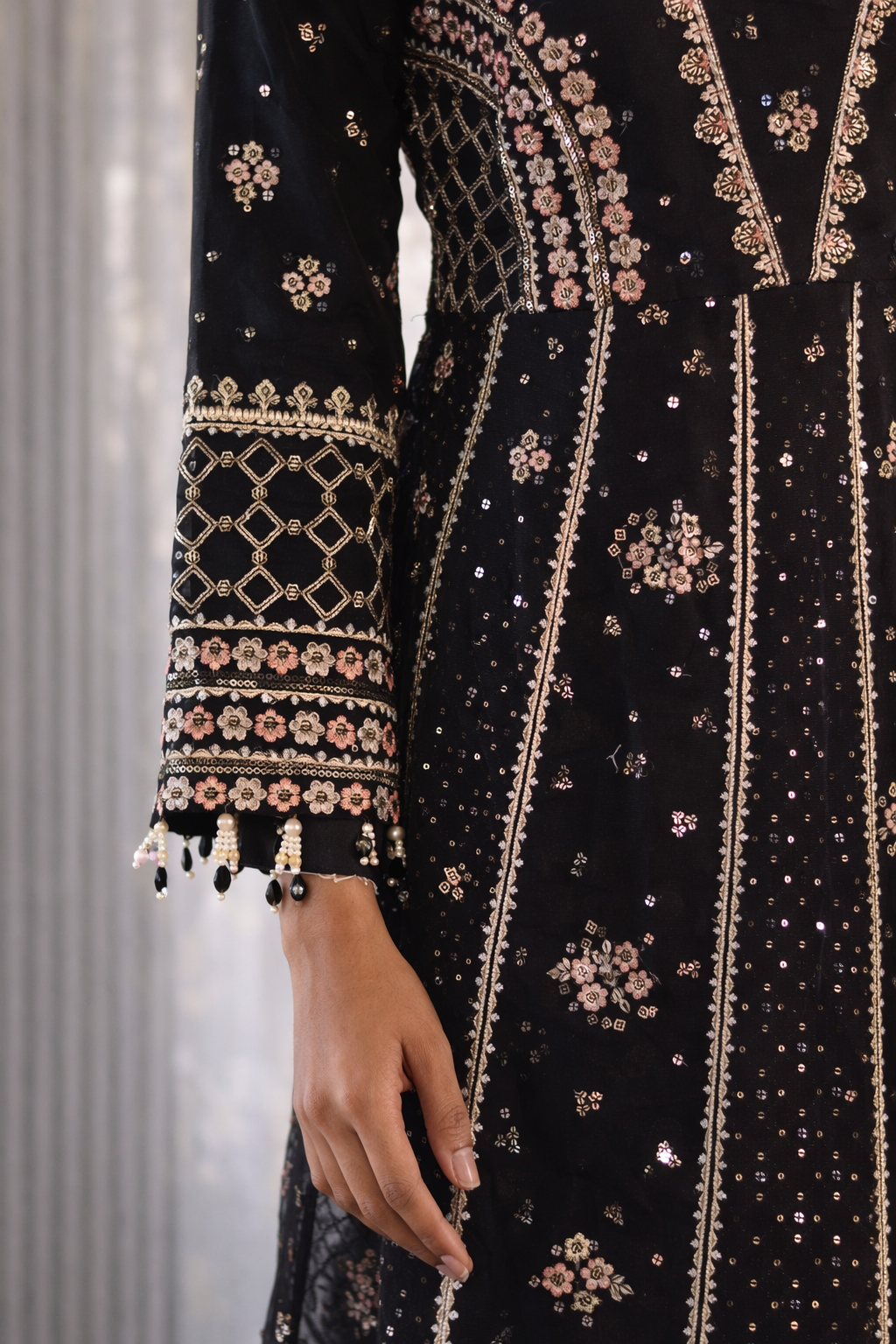 Raad Luxury Formal Embroidered Organza 3 Piece Stitched Suit RD26LF RA-47 BK Raad Luxury Formal Embroidered Organza 3 Piece Stitched Suit RD26LF RA-47 BK