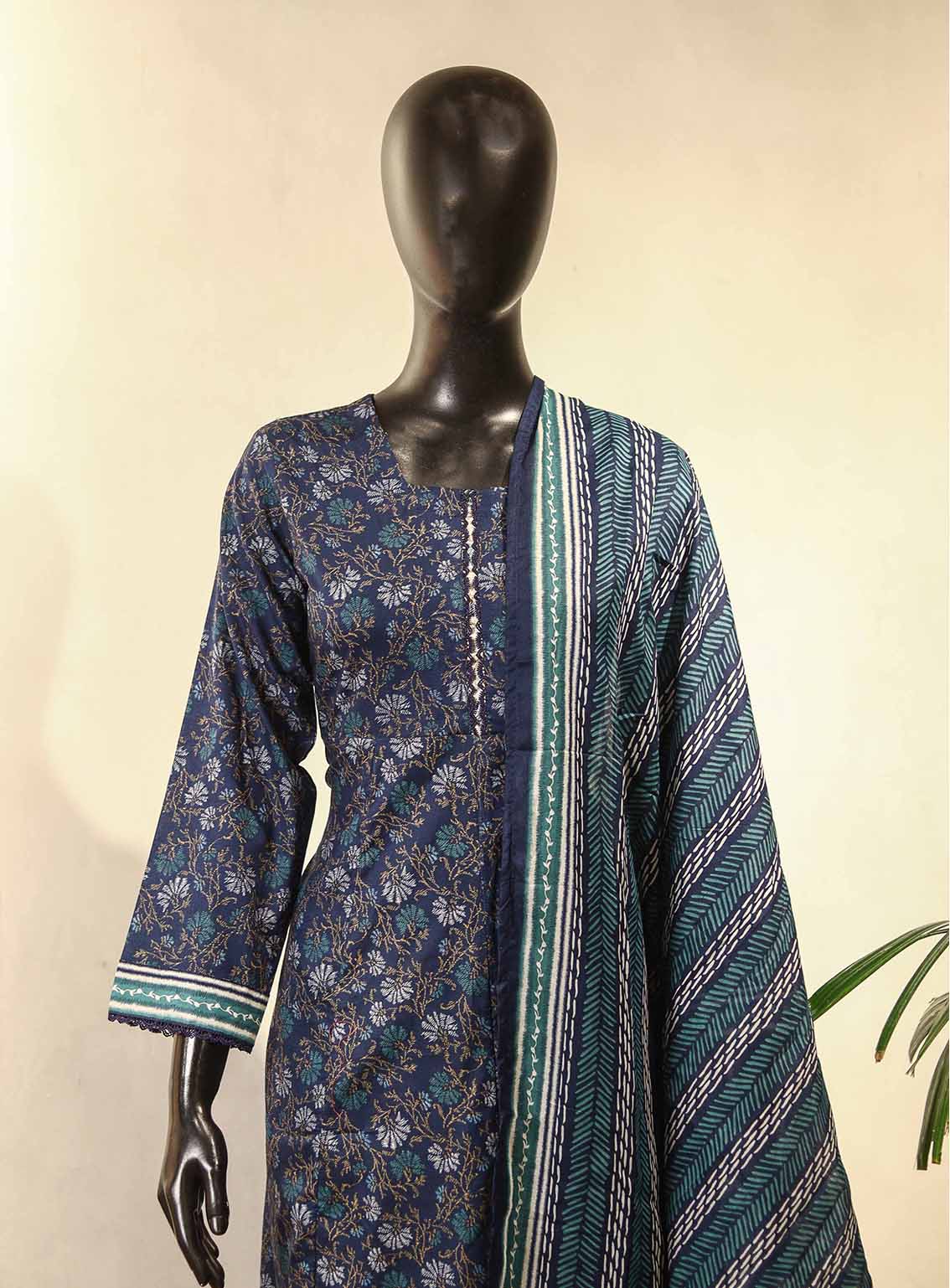 Raad Printed Lawn Suits Stitched 3 Piece - RD25PL HS09 Raad Printed Lawn Suits Stitched 3 Piece - RD25PL HS09