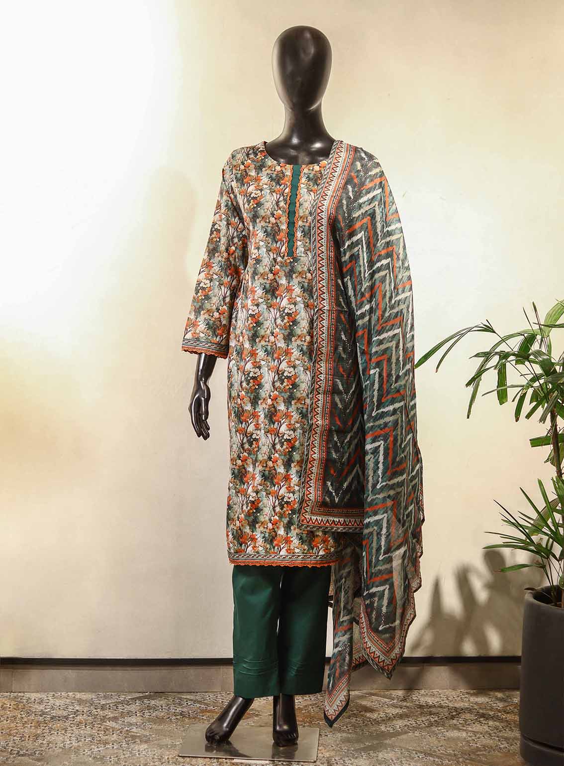 Raad Printed Lawn Suits Stitched 3 Piece - RD25PL HS15 Raad Printed Lawn Suits Stitched 3 Piece - RD25PL HS15
