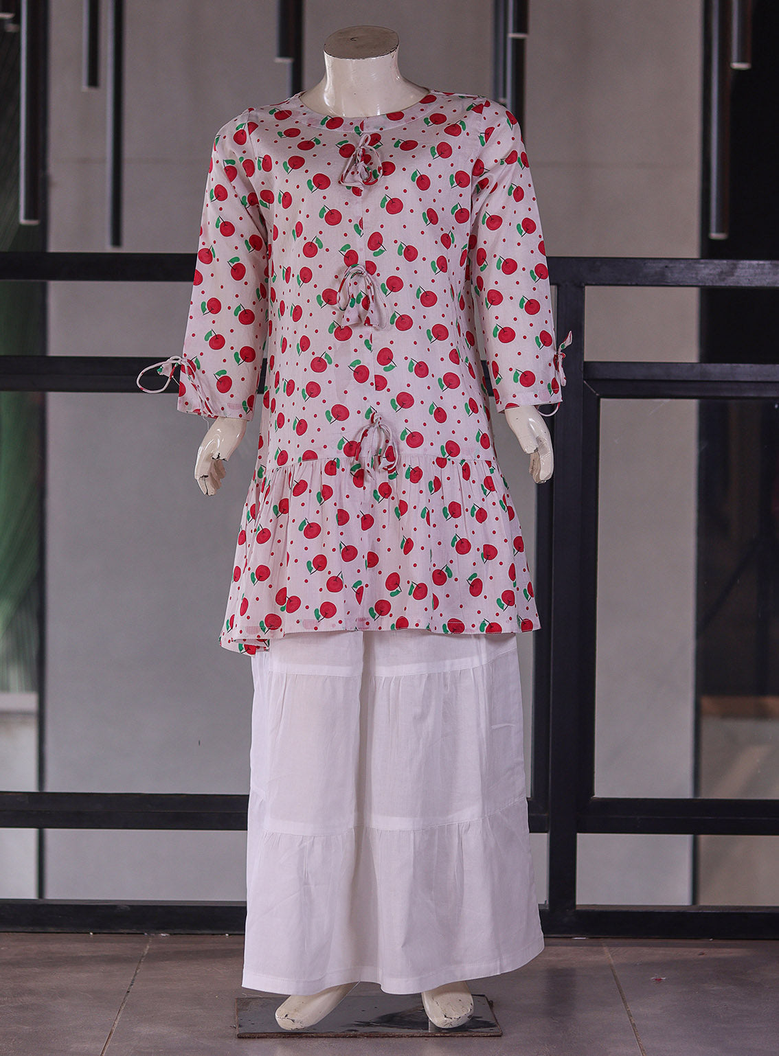 Raad Printed Lawn Girls 2 Piece Stitched Shirt Trouser RA26KG D-RKL-005-OFWT Raad Printed Lawn Girls 2 Piece Stitched Shirt Trouser RA26KG D-RKL-005-OFWT