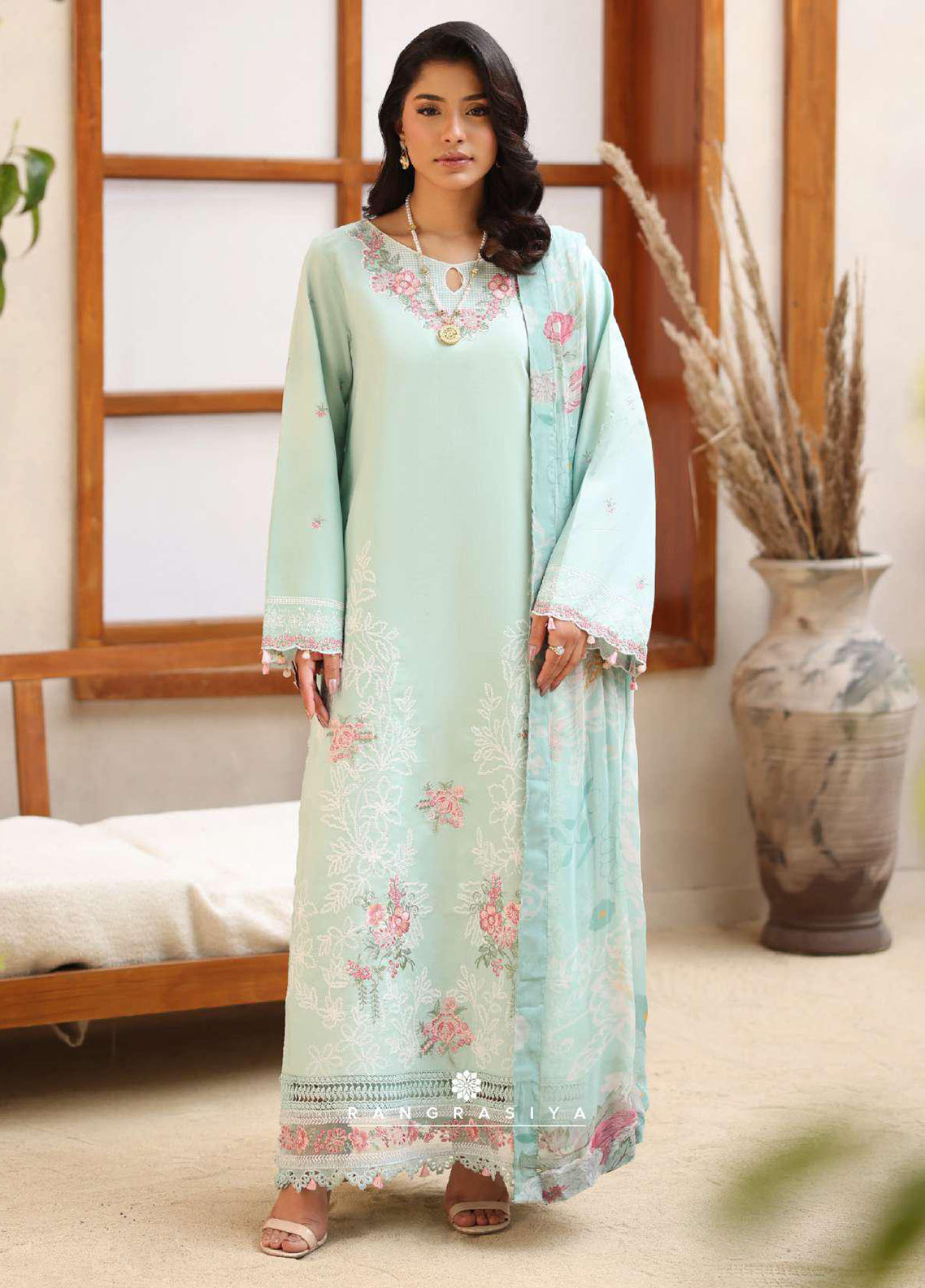 Rameen By Raaya Embroidered Lawn 3 Piece Unstitched Suit RYA26RV2 D-AZURE Rameen By Raaya Embroidered Lawn 3 Piece Unstitched Suit RYA26RV2 D-AZURE