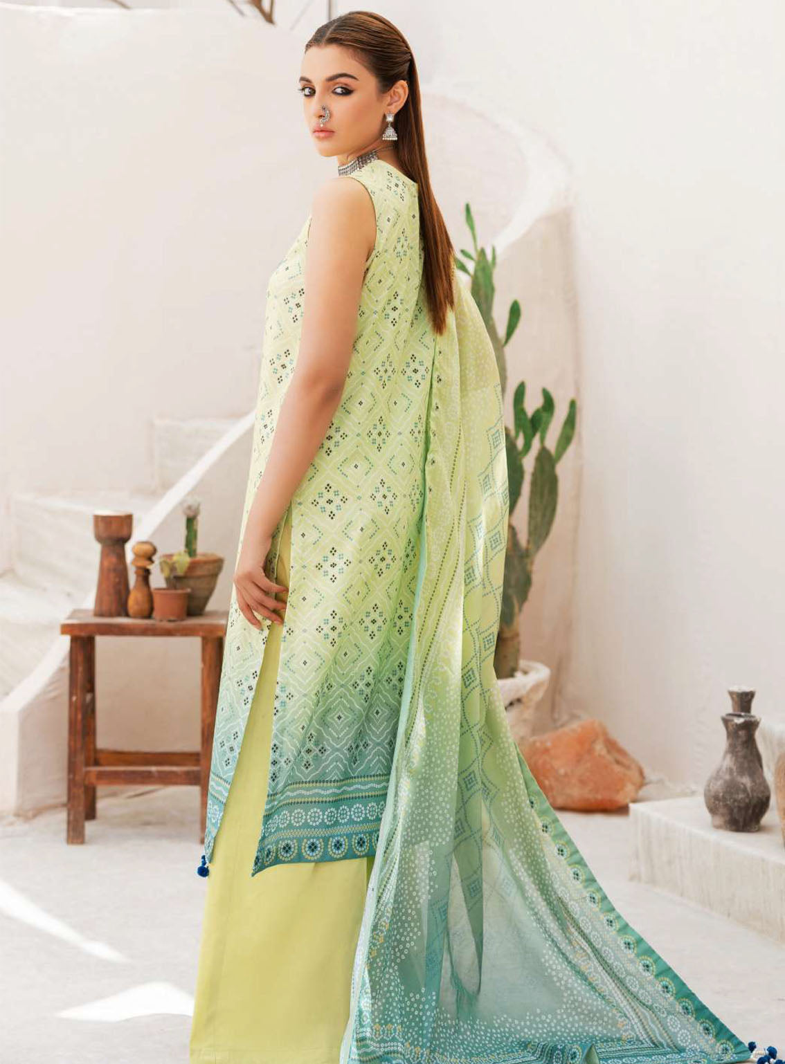 Rang By Motifz Printed Lawn Suits Unstitched 3 Piece - MT24RPL 4731 EMAN Rang By Motifz Printed Lawn Suits Unstitched 3 Piece - MT24RPL 4731 EMAN