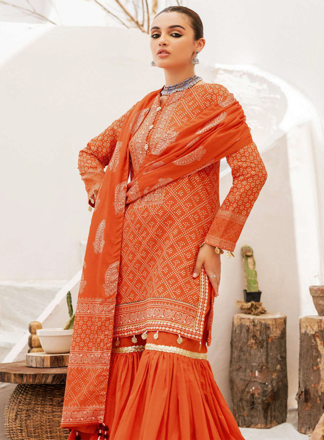 Rang By Motifz Printed Lawn Suits Unstitched 3 Piece - MT24RPL 4736 NOURA Rang By Motifz Printed Lawn Suits Unstitched 3 Piece - MT24RPL 4736 NOURA